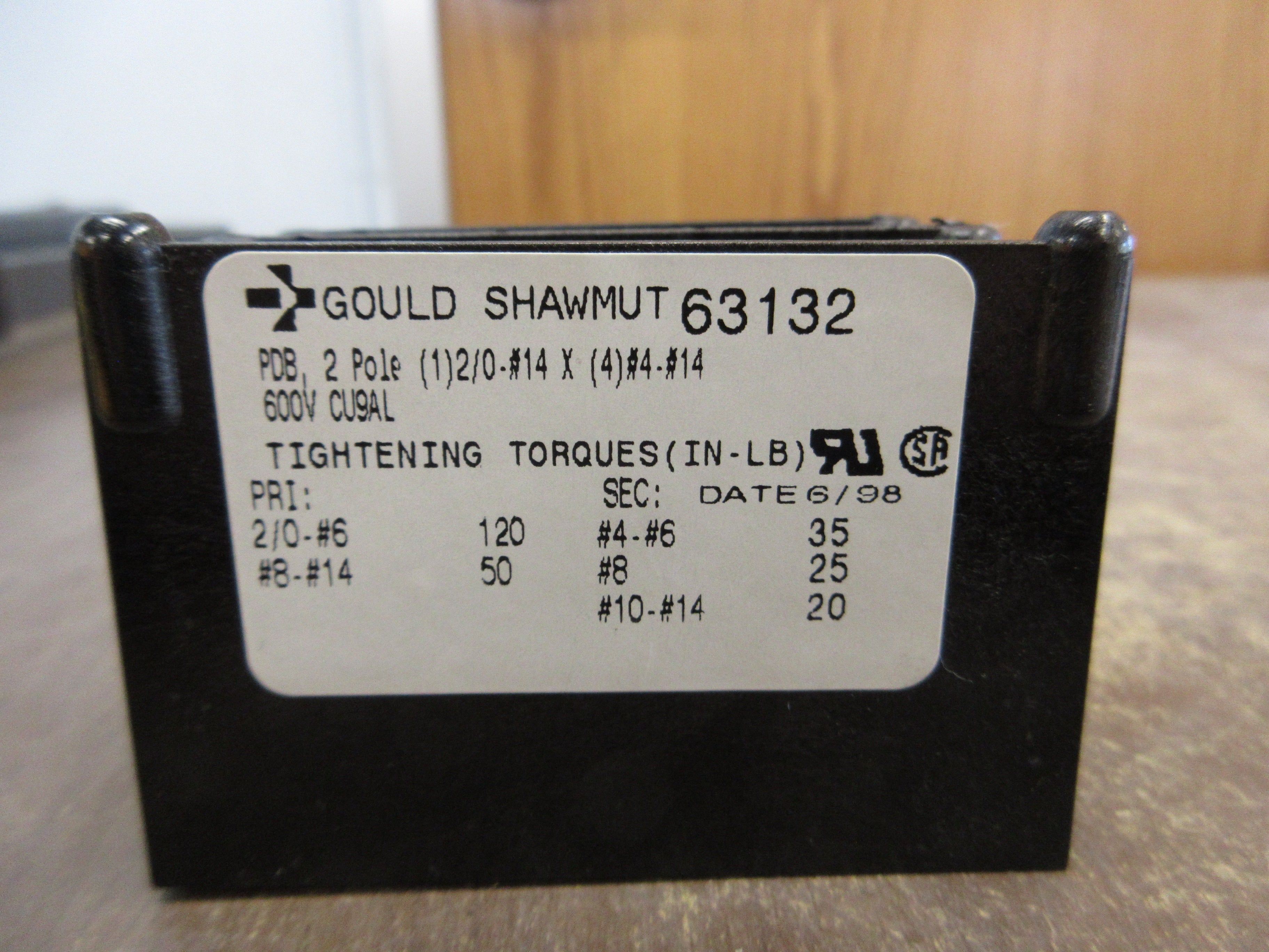 Gould Shawmut Power Distribution Block 63132 2P 600V Used