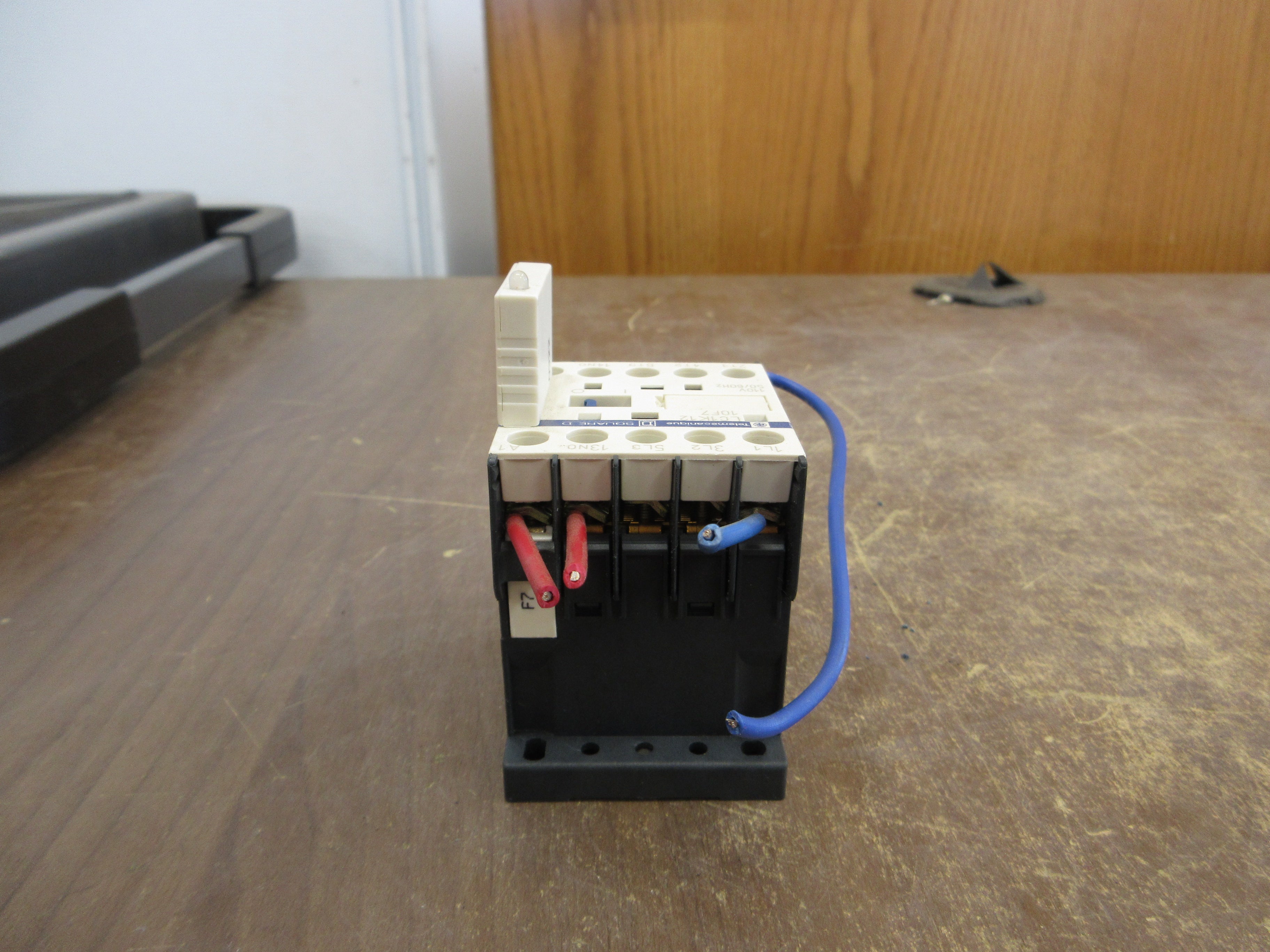 Telemecanique Contactor LC1K12 10F7 110V Coil 20A 600V Used