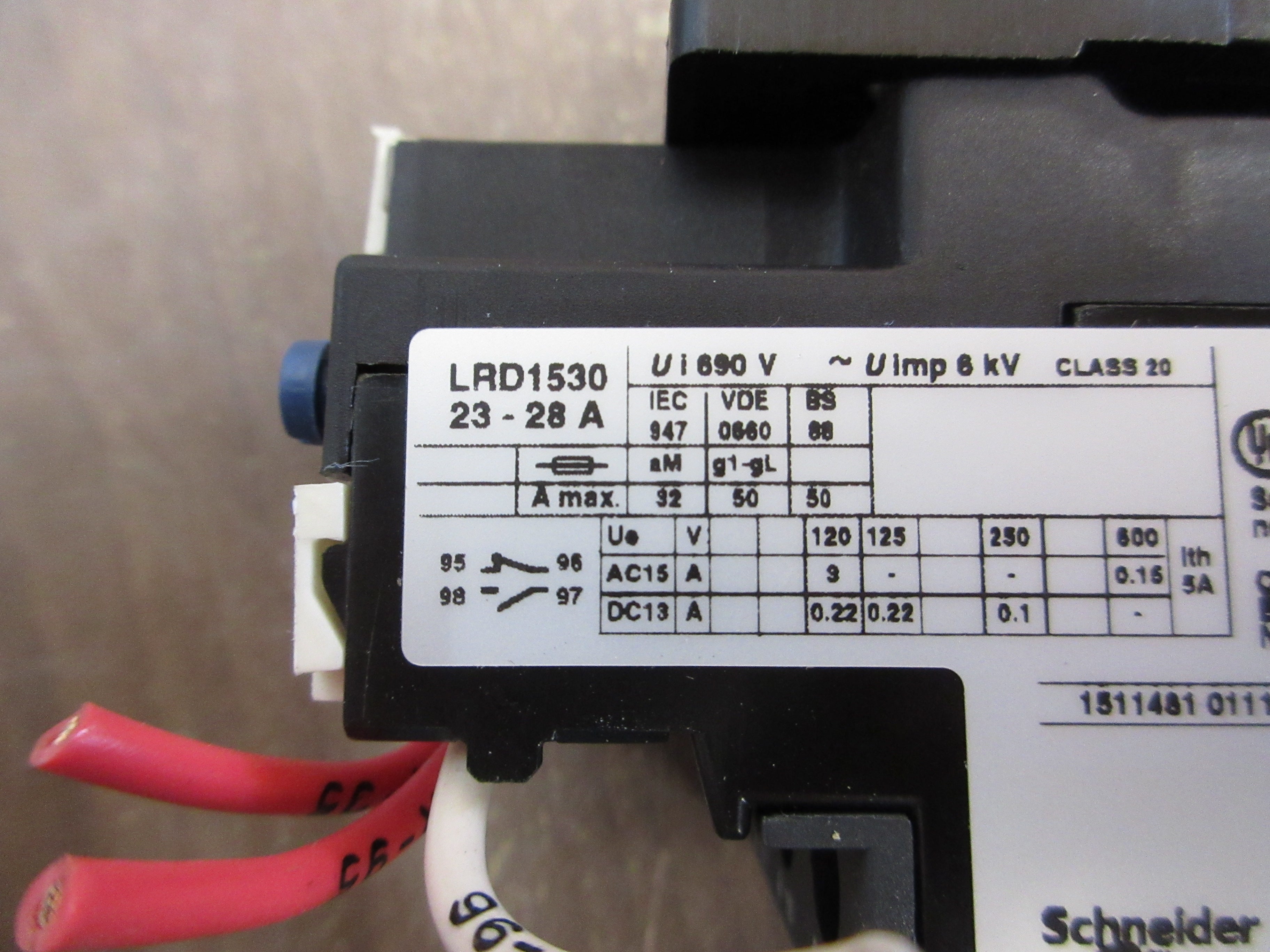 Schneider Electric Solid State Overload LRD1530 Trip: 23-28A w/ DIN-Rail Adapter