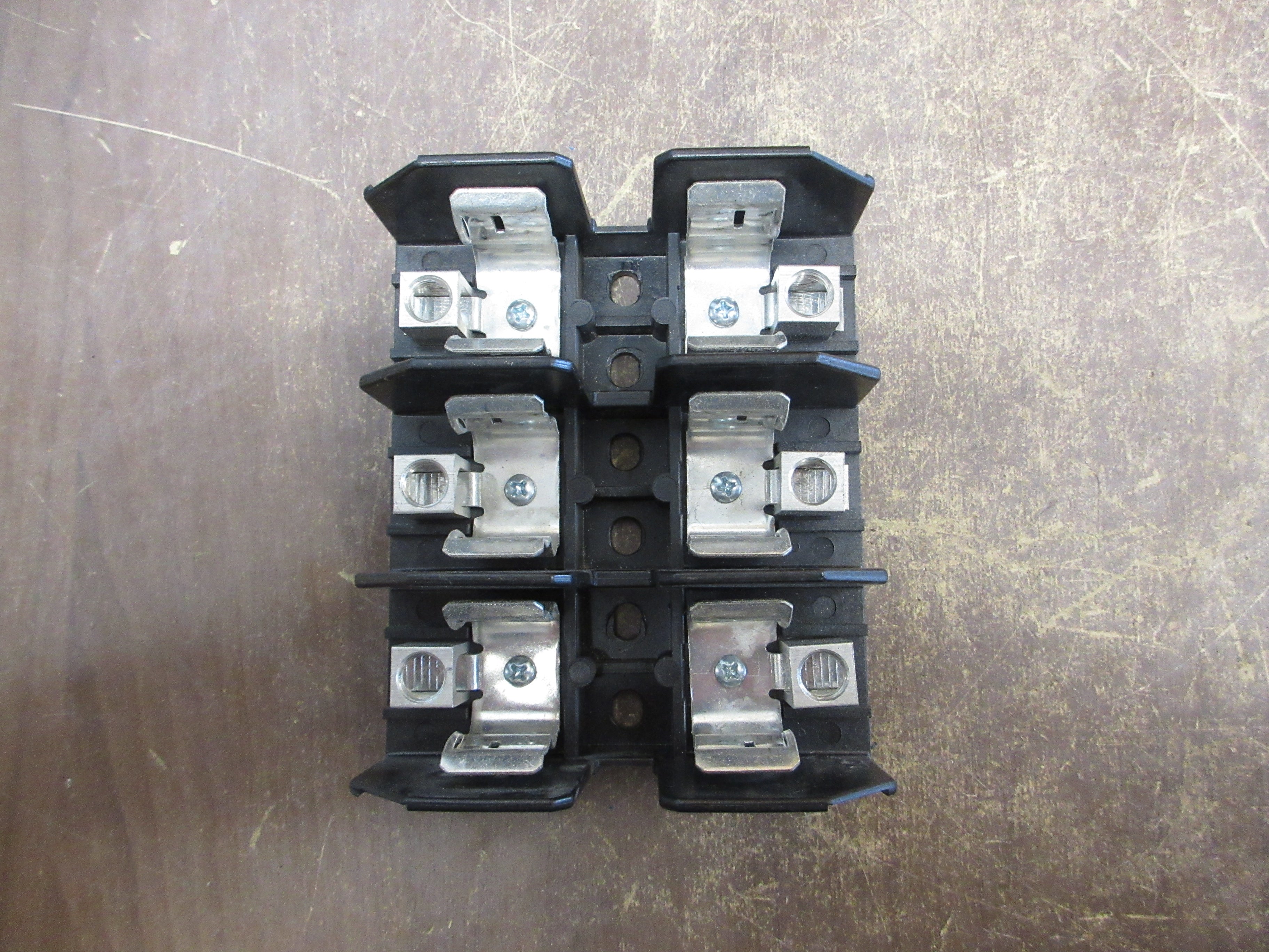 Littelfuse Fuseholder LJ60060-3C 60A 600V 3P *No Lug Screws* Used