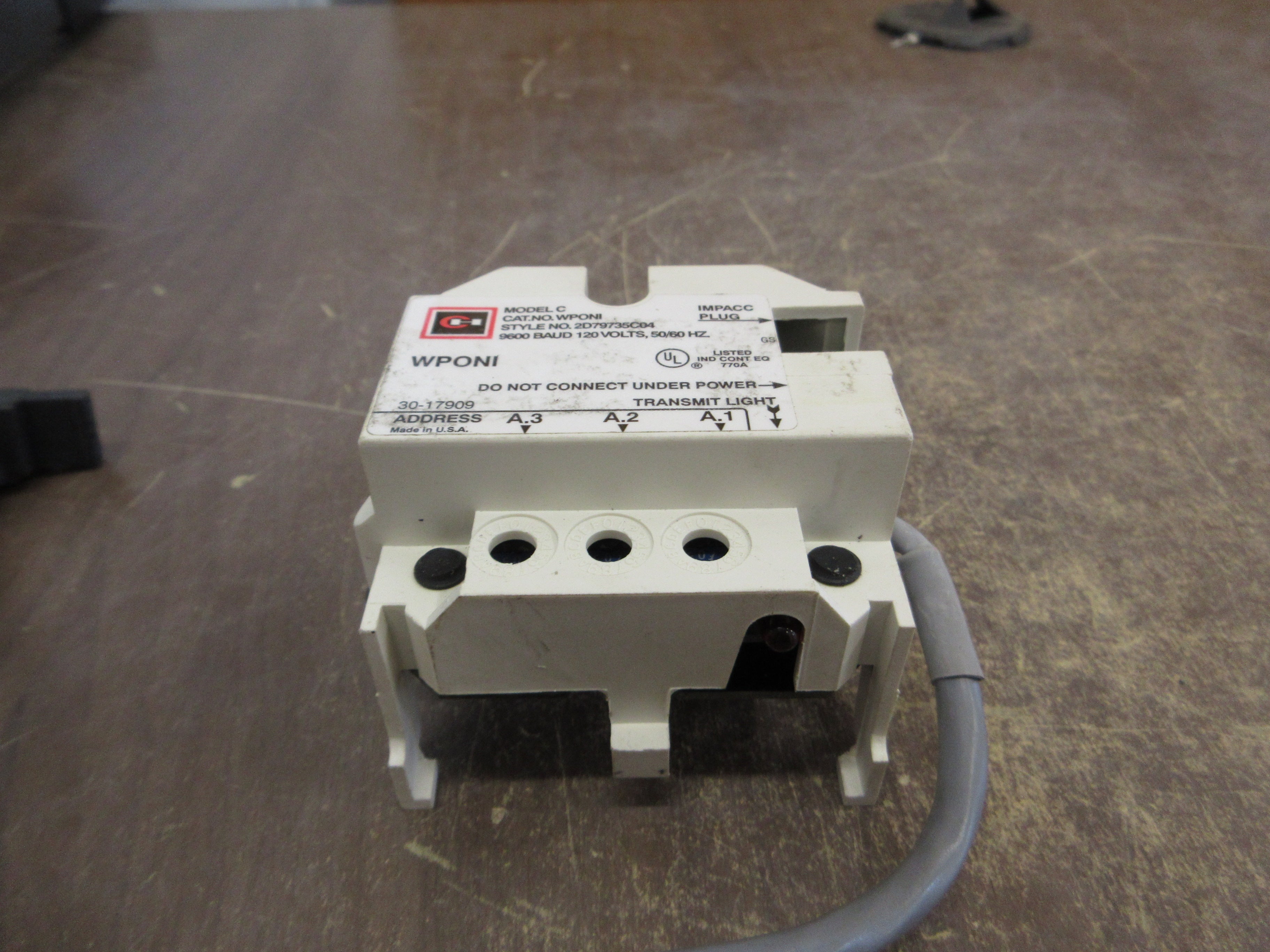 Cutler-Hammer WPONI Module 2D79735C04 Model C 120V 50/60Hz 9600 BAUD Used