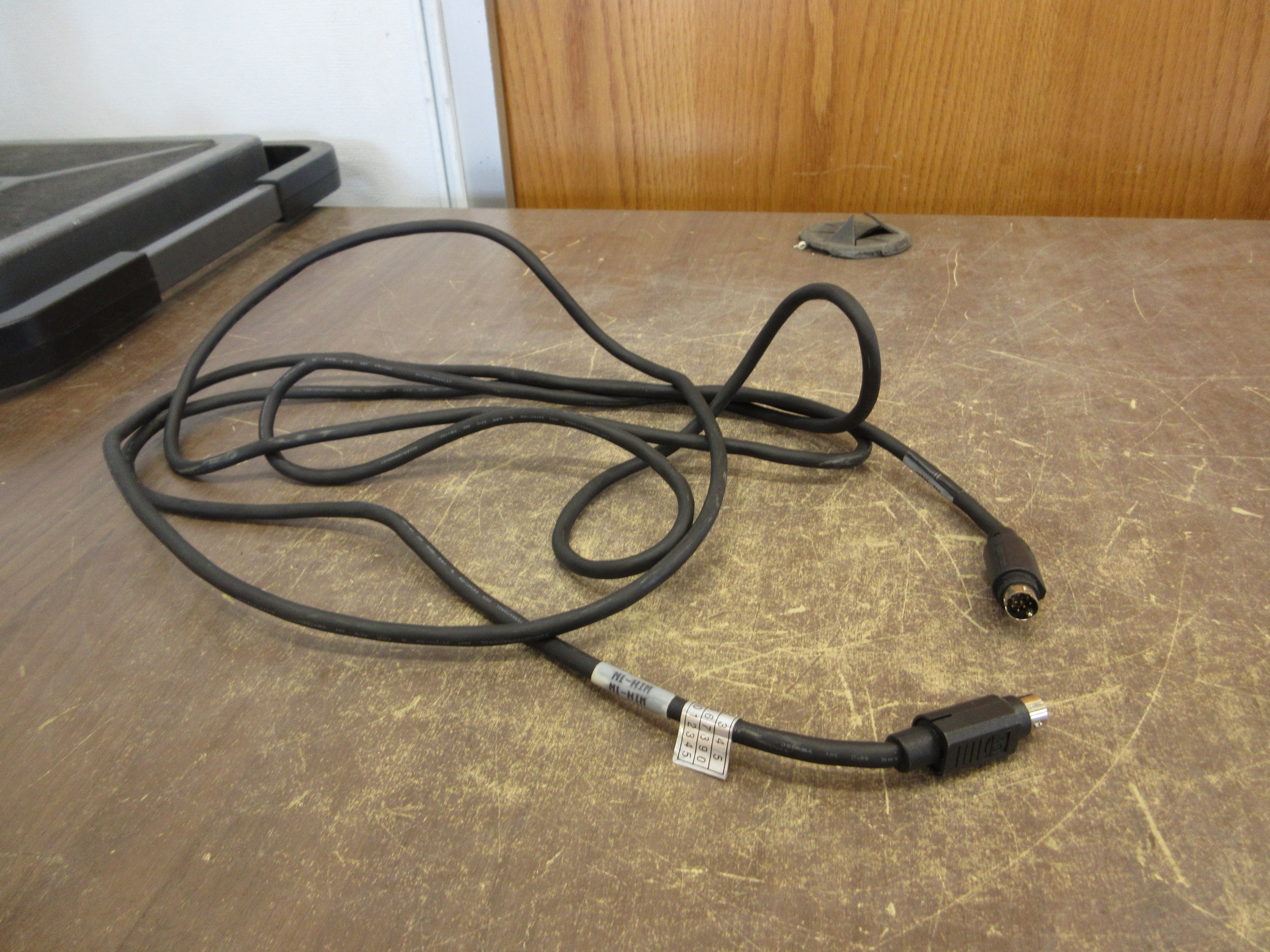 Allen-Bradley Keypad Cable M1-HIM Used