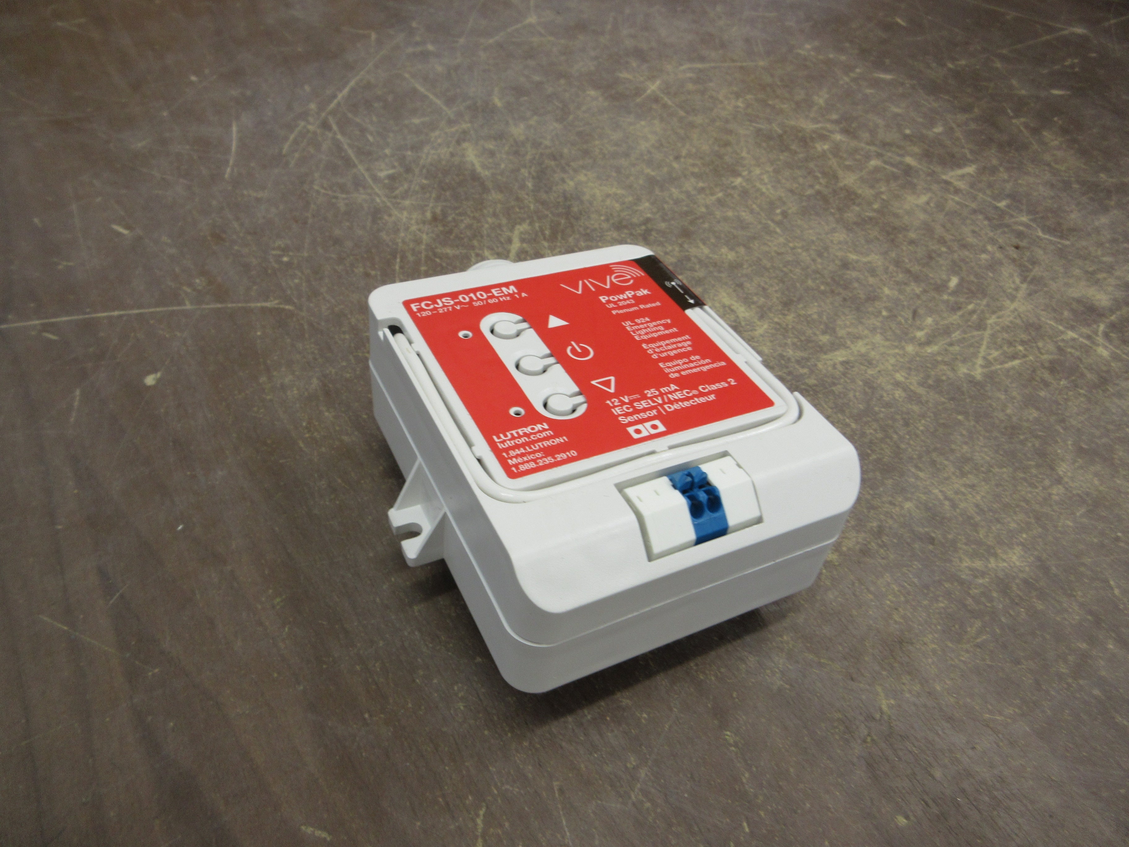 Lutron PowPak Wireless Fixture Control FCJS-010-EM 120-277VAC 0-10VDC