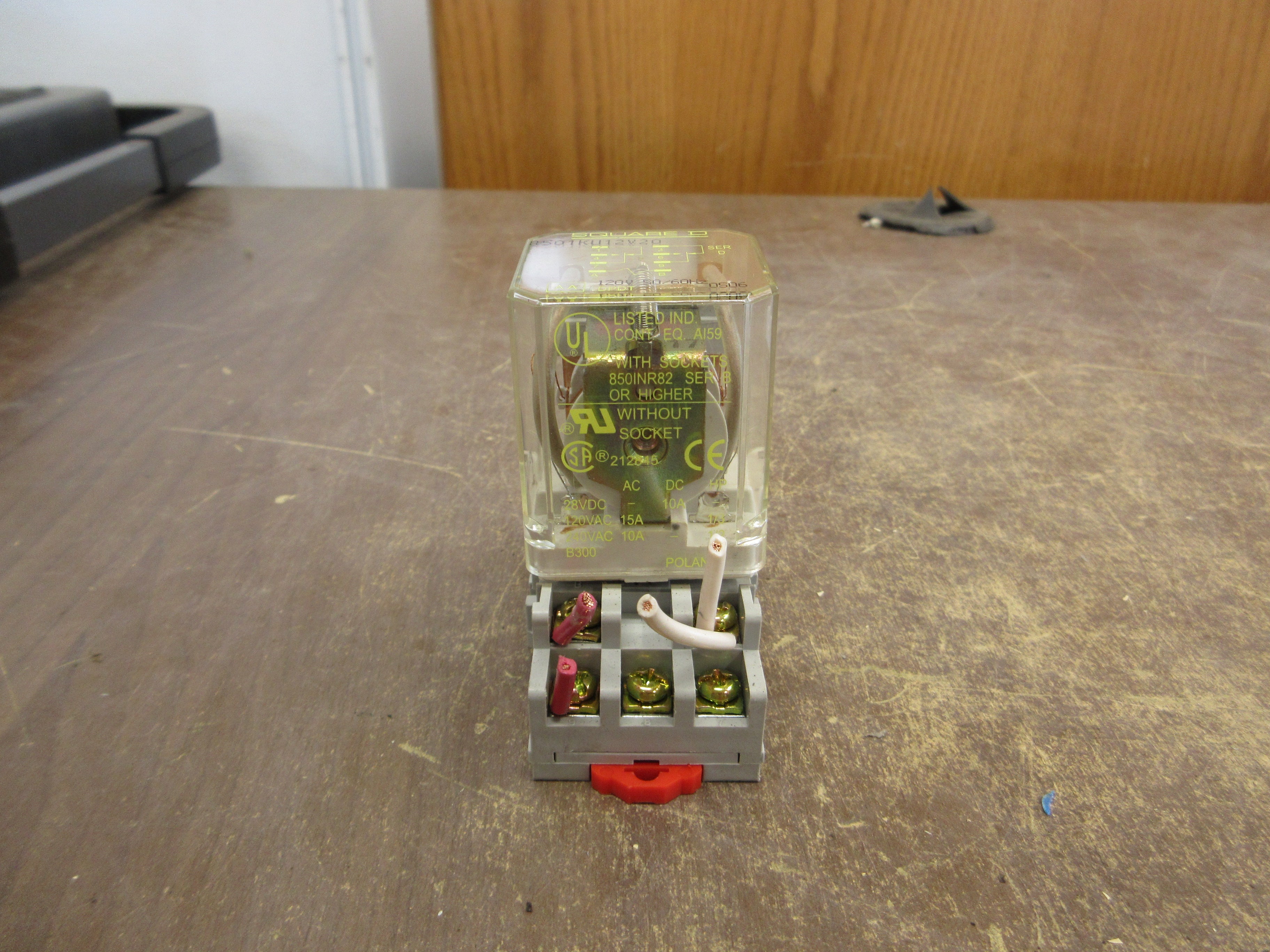 Square D Relay 8501KU12V20 120V Coil w/ Base Used