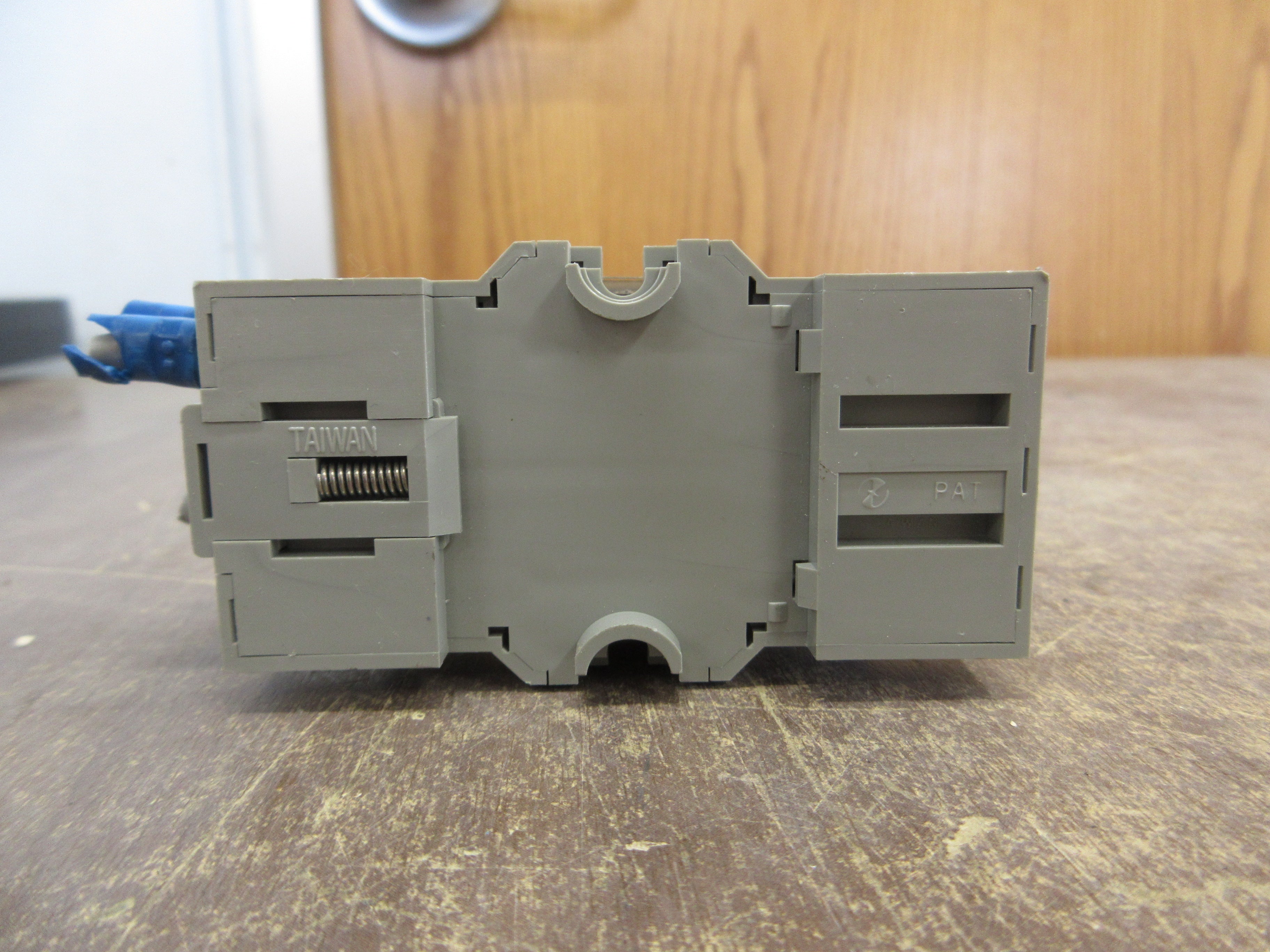 Magnecraft Struthers-Dunn Relay A283XCX296 120V Coil w/ Base Used