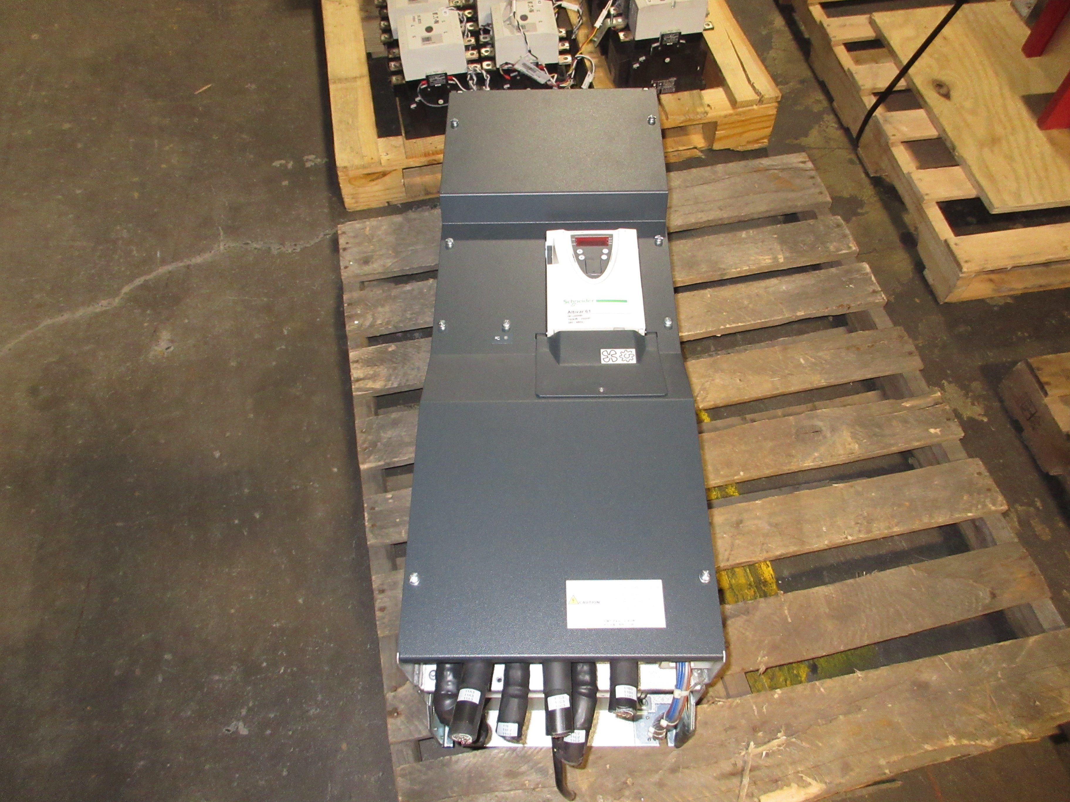 Schneider Electric Altivar 61 AC Drive ATV61HC16N4D 250HP 3Ph Used