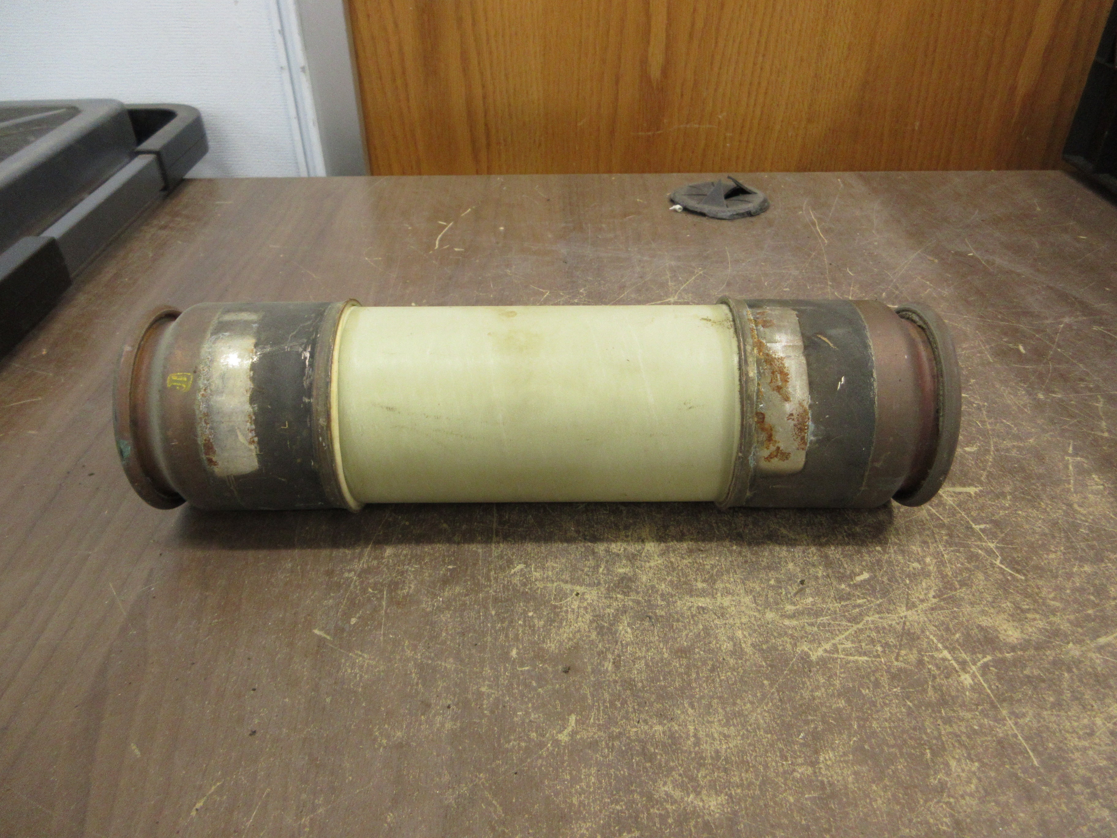 GE Type EJ-2D Fuse 9F60LCL304 130A 2.54kV 4R Curve 60Hz Used