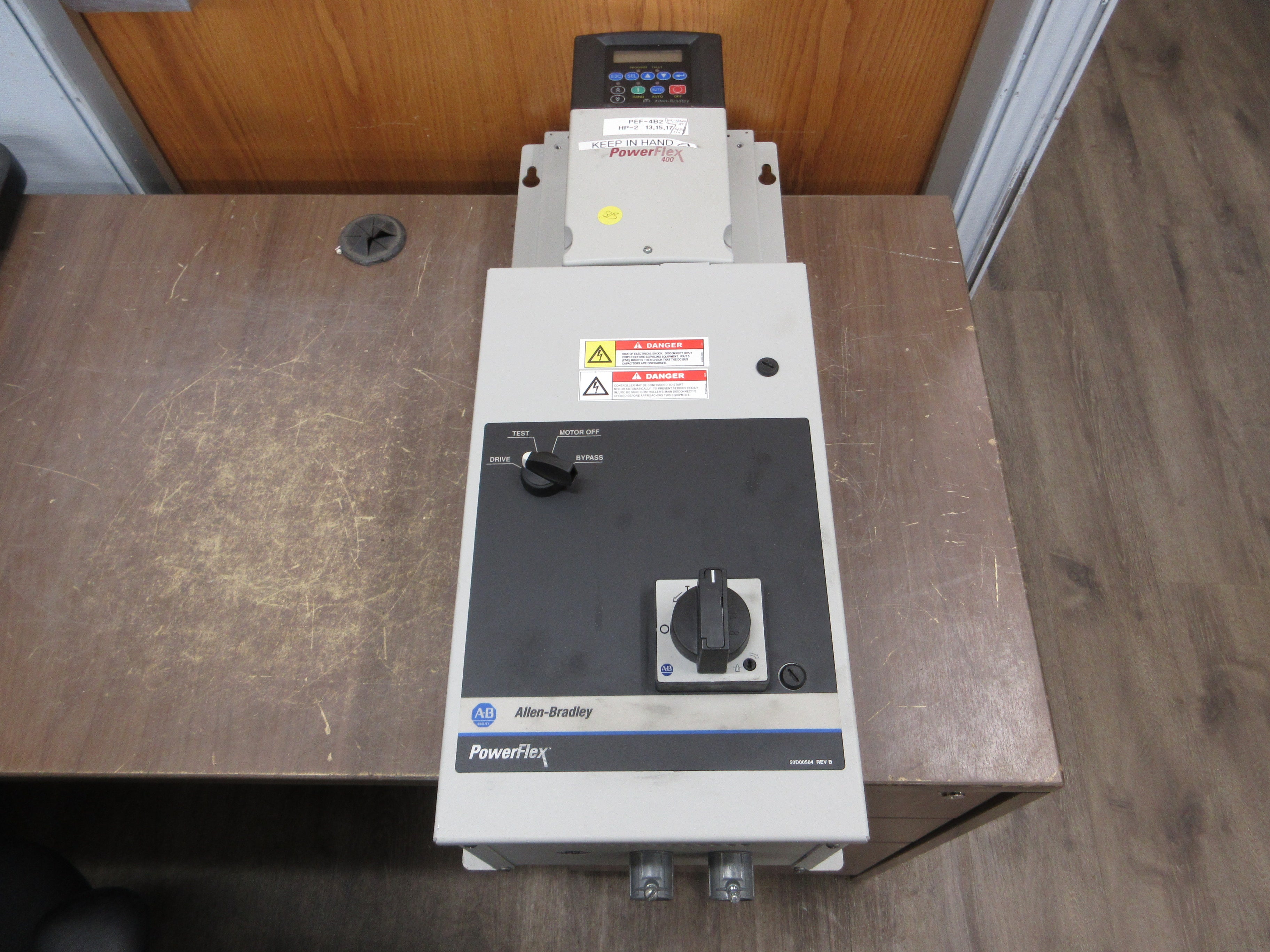 Allen-Bradley PowerFlex 400 AC Drive w/ Bypass 22C-D012N103 Ser. A 7.5HP Used