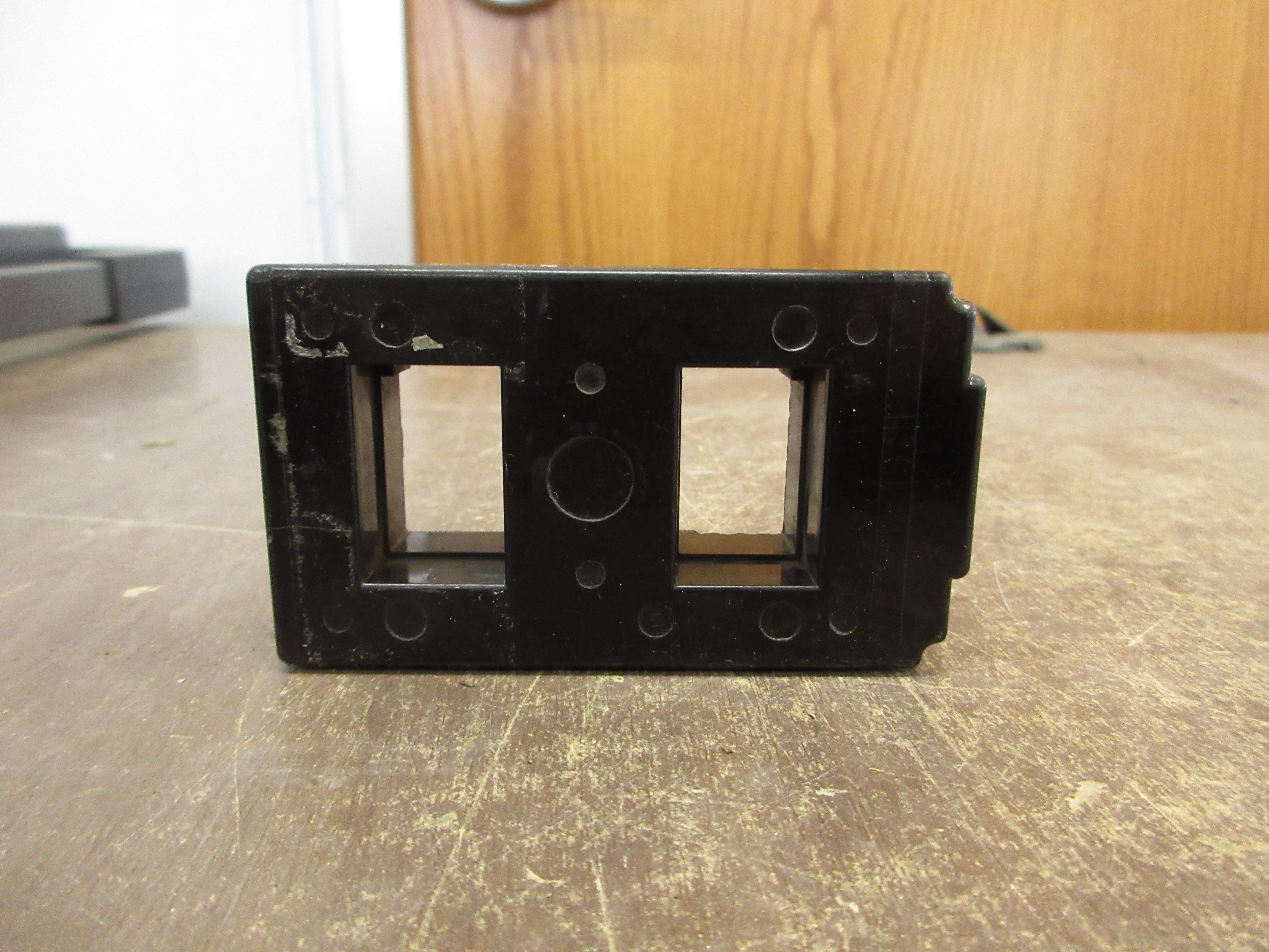Allen-Bradley Magnetic Coil 71A113 208V 60Hz *No Terminal Screws* Used