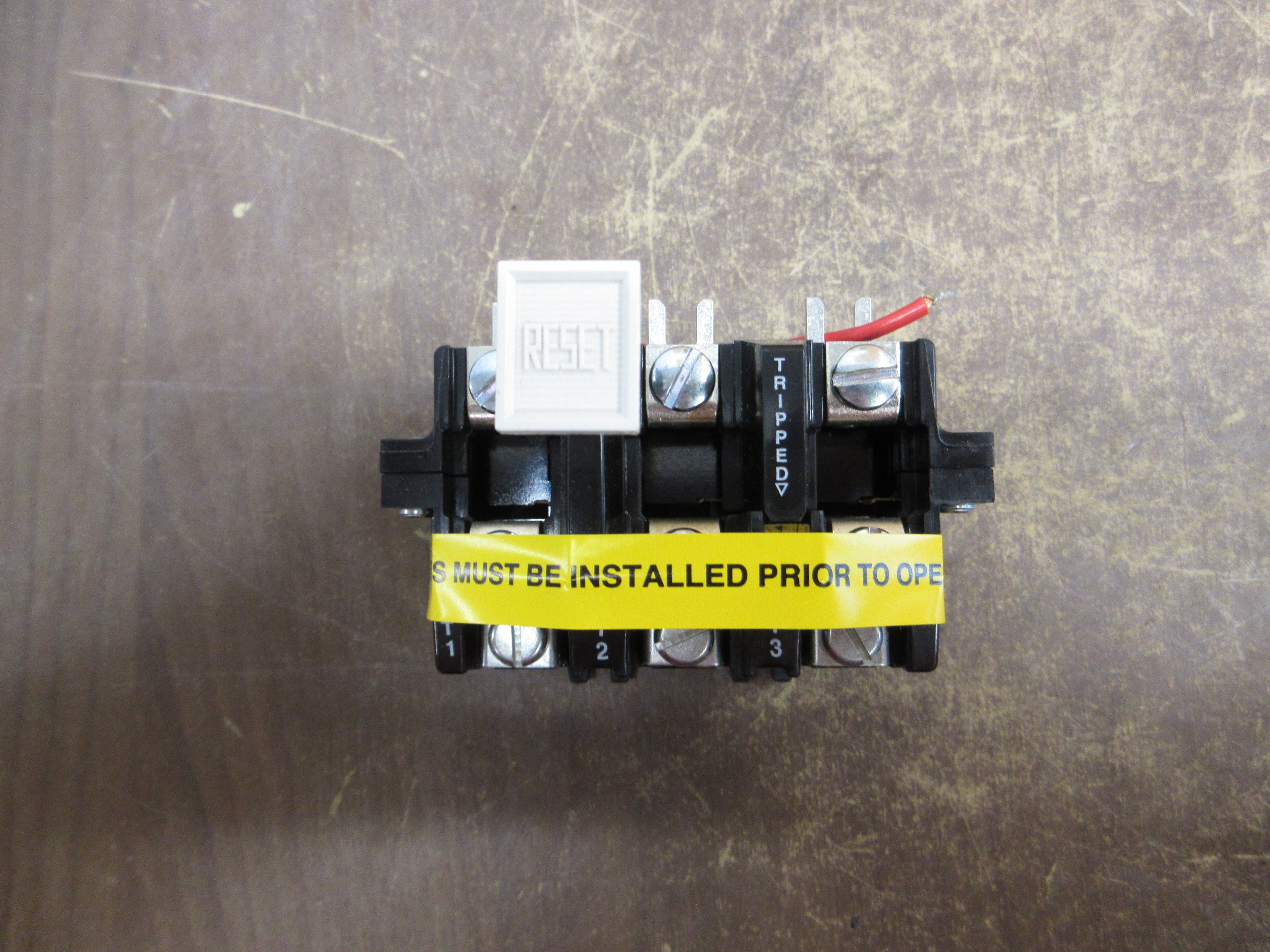 Allen-Bradley Overload Relay 592-EUTB Ser. A Nema SZ 0-1 New Surplus