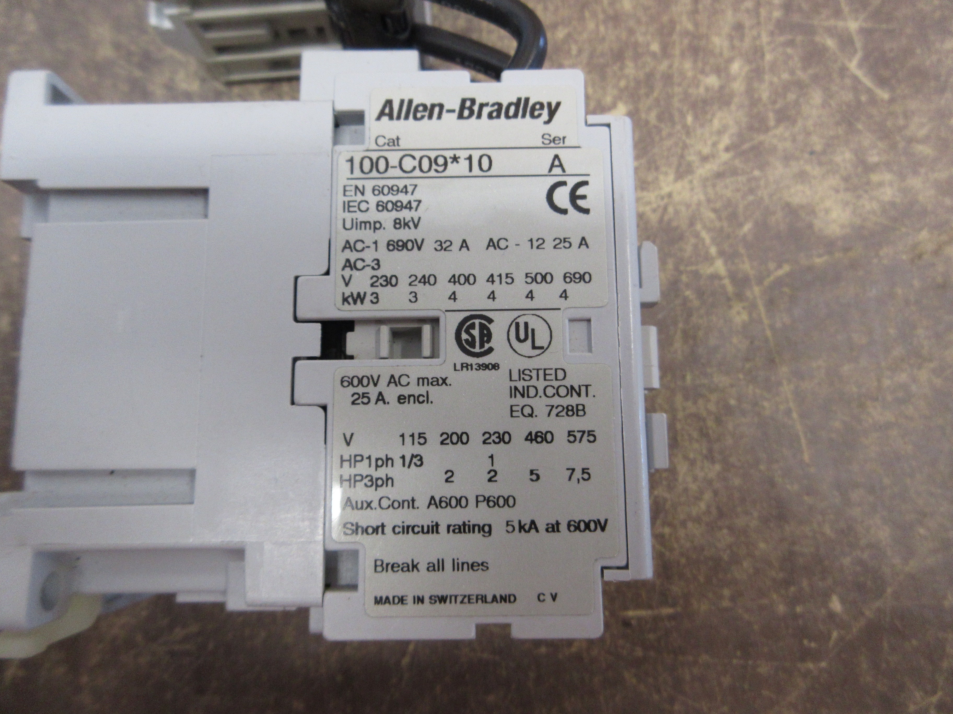 Allen-Bradley Starter 100-C09*10 / 140-MN-0250 120V Coil Trip: 1.6-2.5A Used