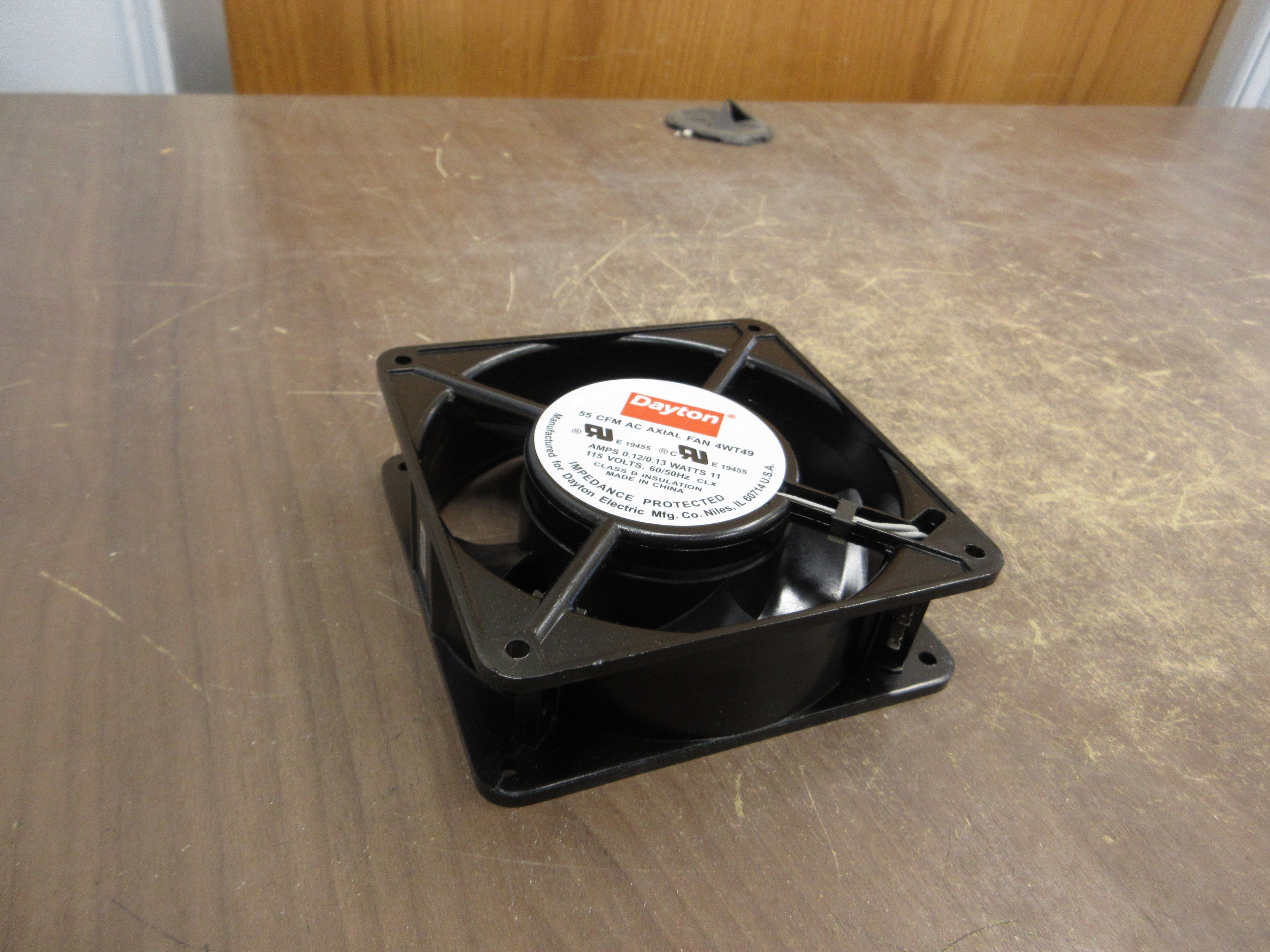 Dayton Axial Fan 4WT49 115V 55 CFM New Surplus