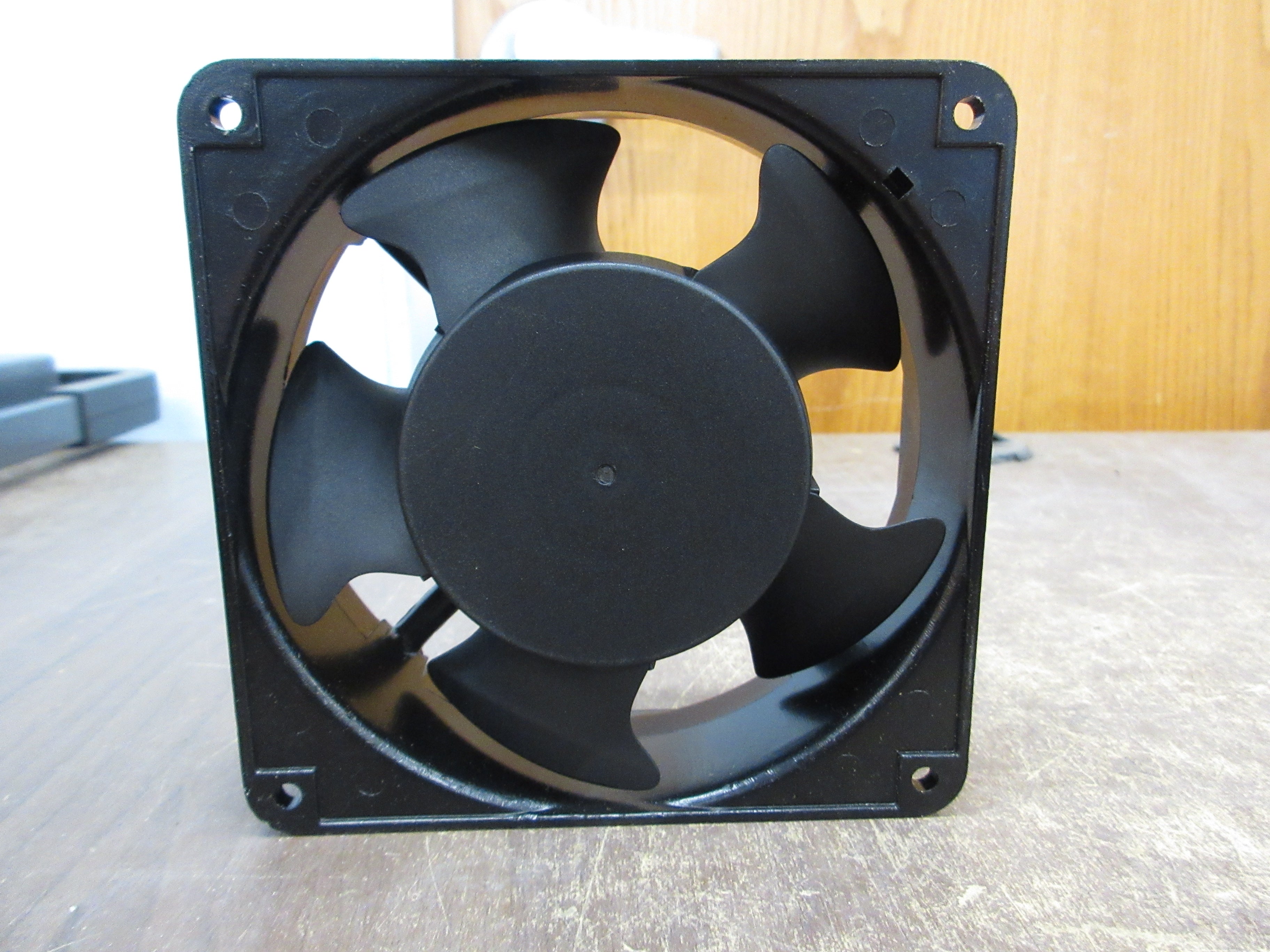 Dayton Axial Fan 4WT49 115V 55 CFM New Surplus