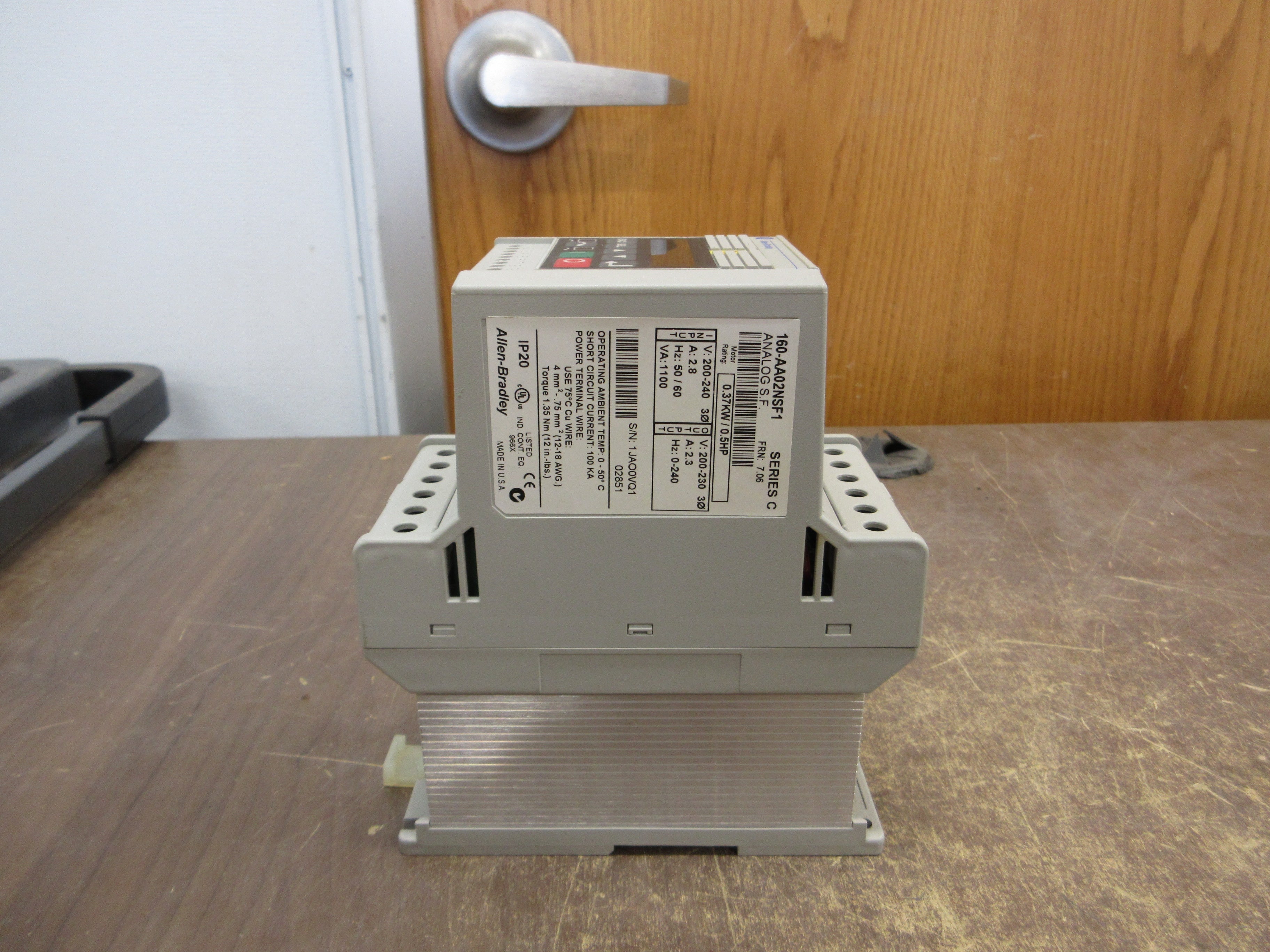 Allen-Bradley Analog S.F. Speed Controller 160-AA02NSF1 Ser. C FRN: 7.06 0.5HP