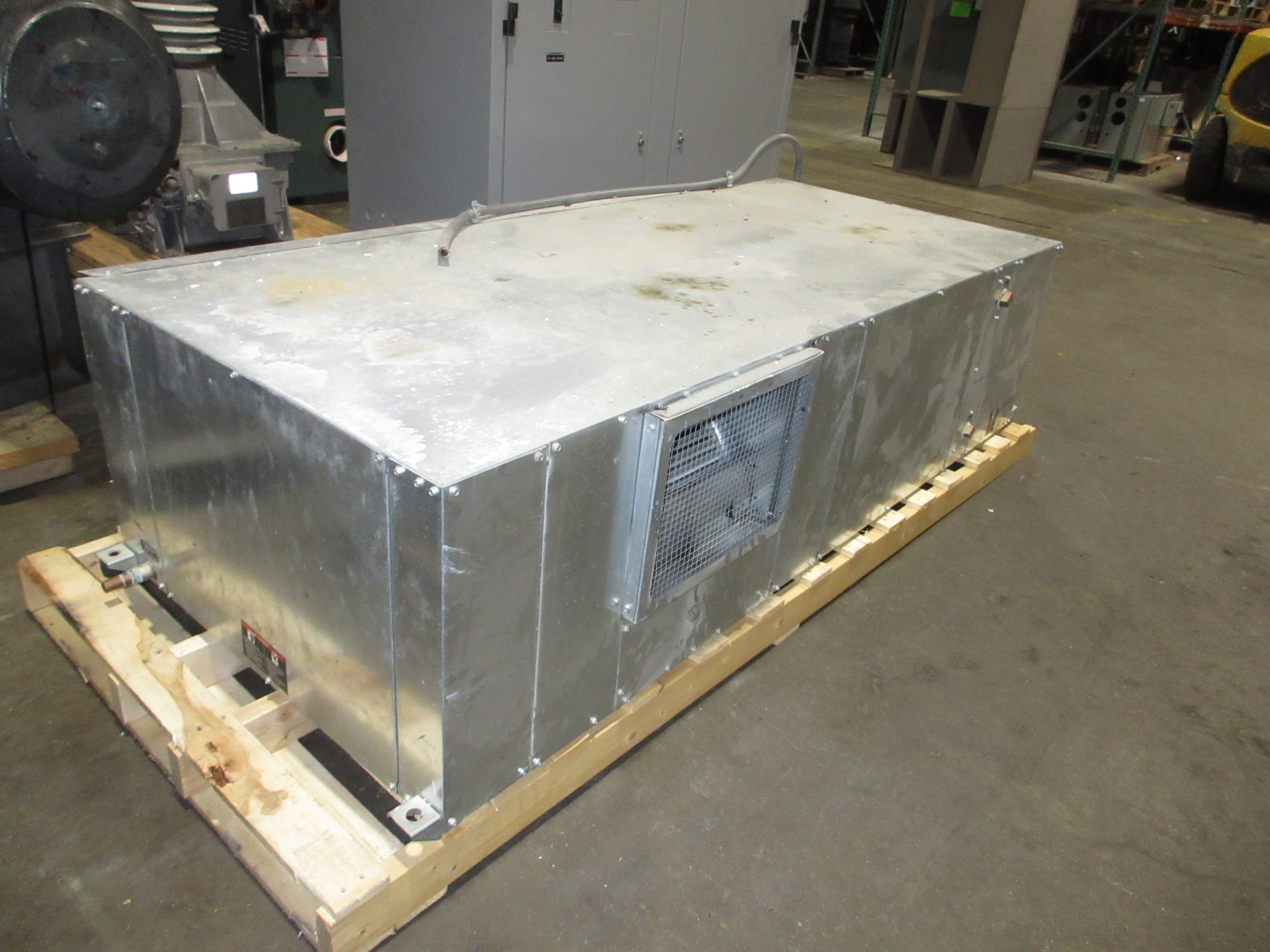ClimateMaster Tranquility Water-Source Heat Pump TCH120AFCEACWSS 460V 60Hz 3Ph Used