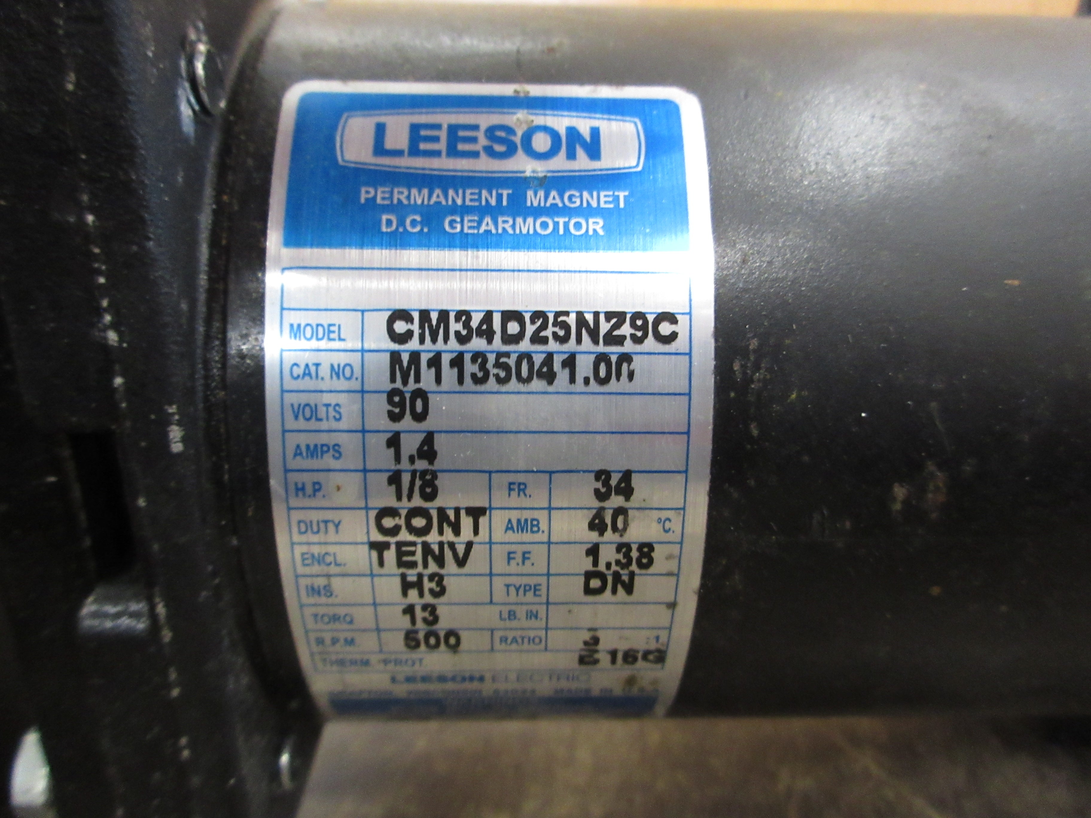 Leeson CM34D25NZ9C DC Gearmotor M1135041.00 1/8HP 90V 1.4A 500RPM Frame: 34 Used