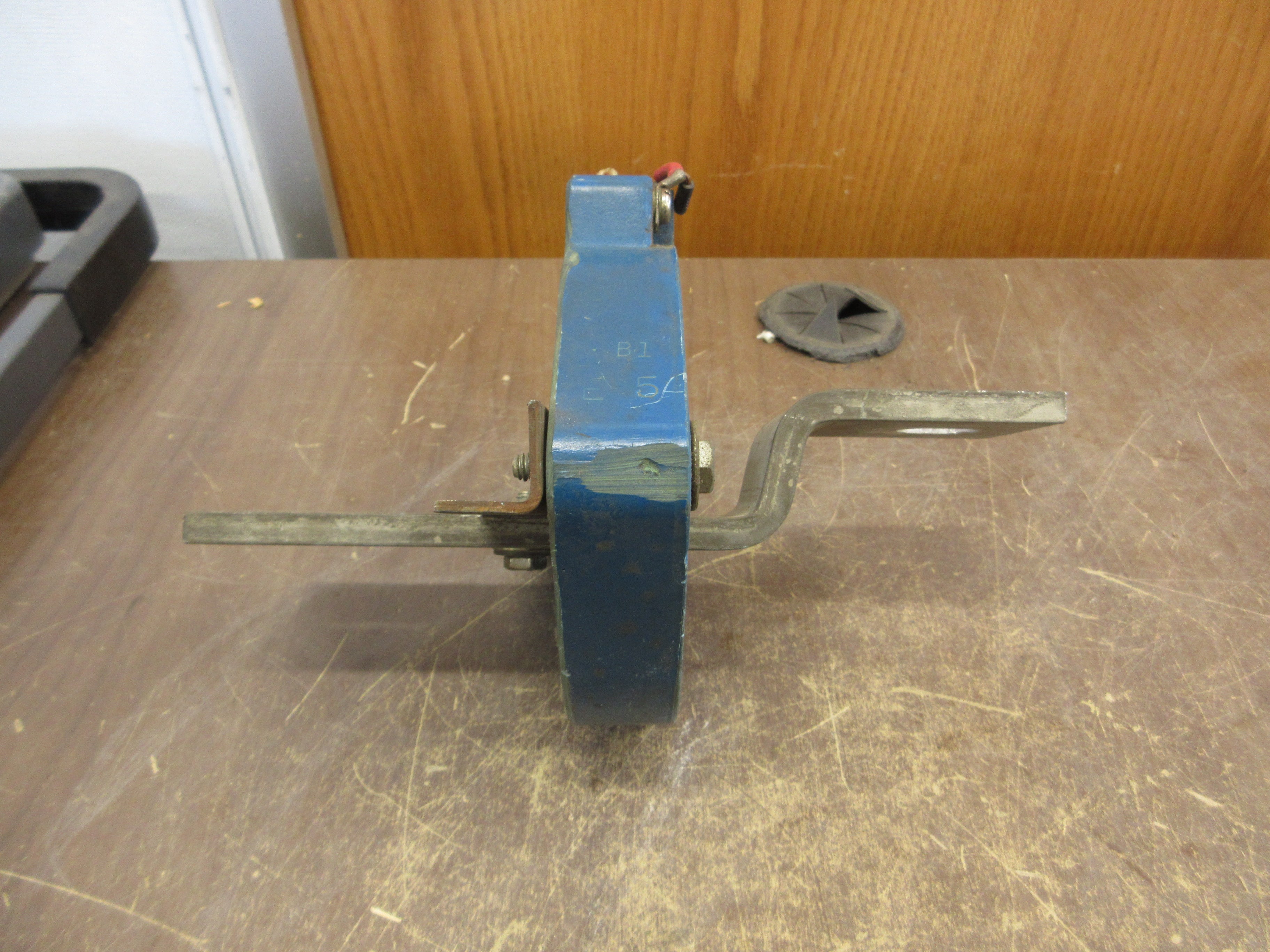 GE Ground Break Sensor TGS0002 For Type TGSR Relays 1600A Used