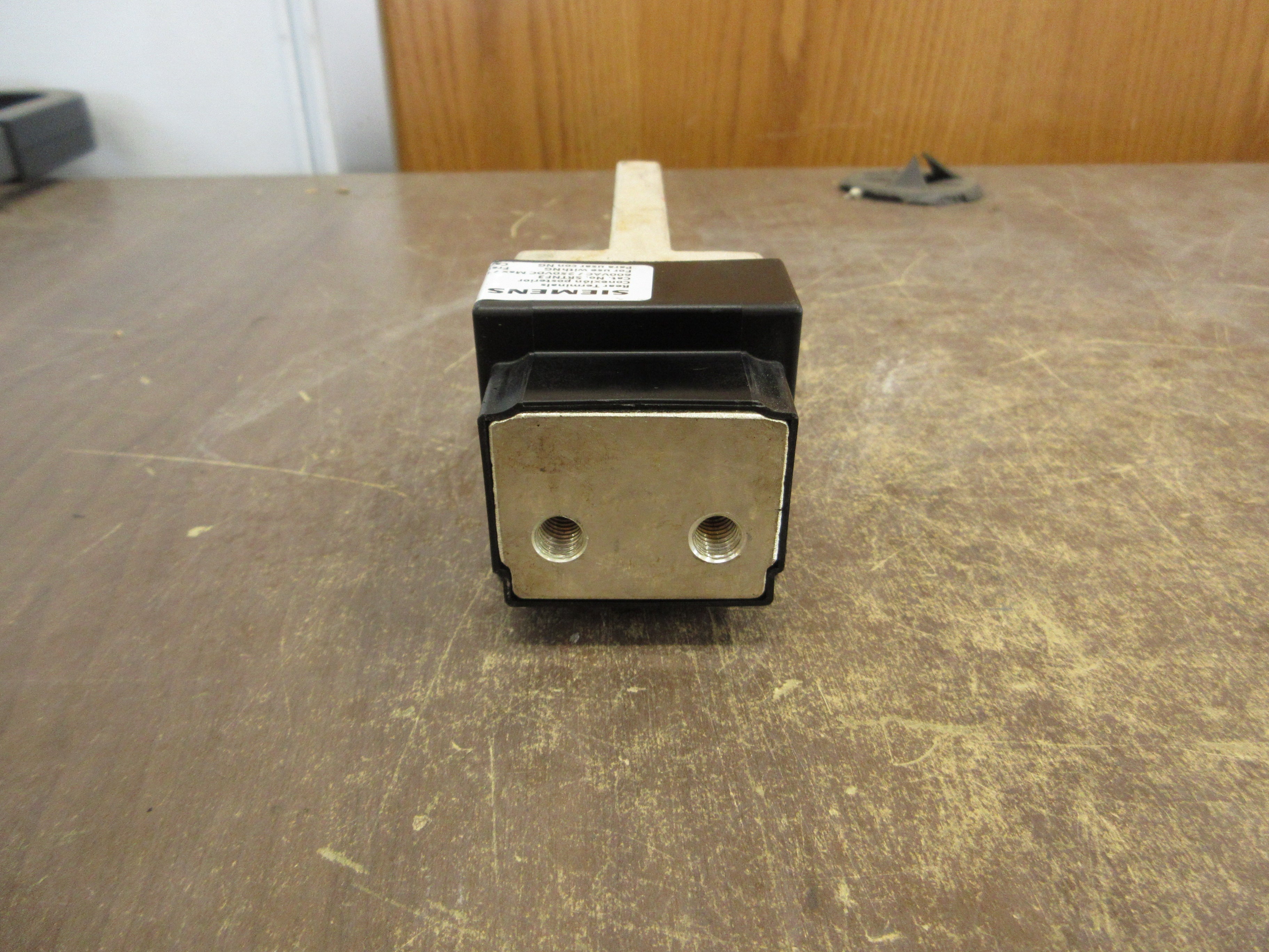 Siemens Rear Terminal SRTNF3 1200A 600V NG Frame Used
