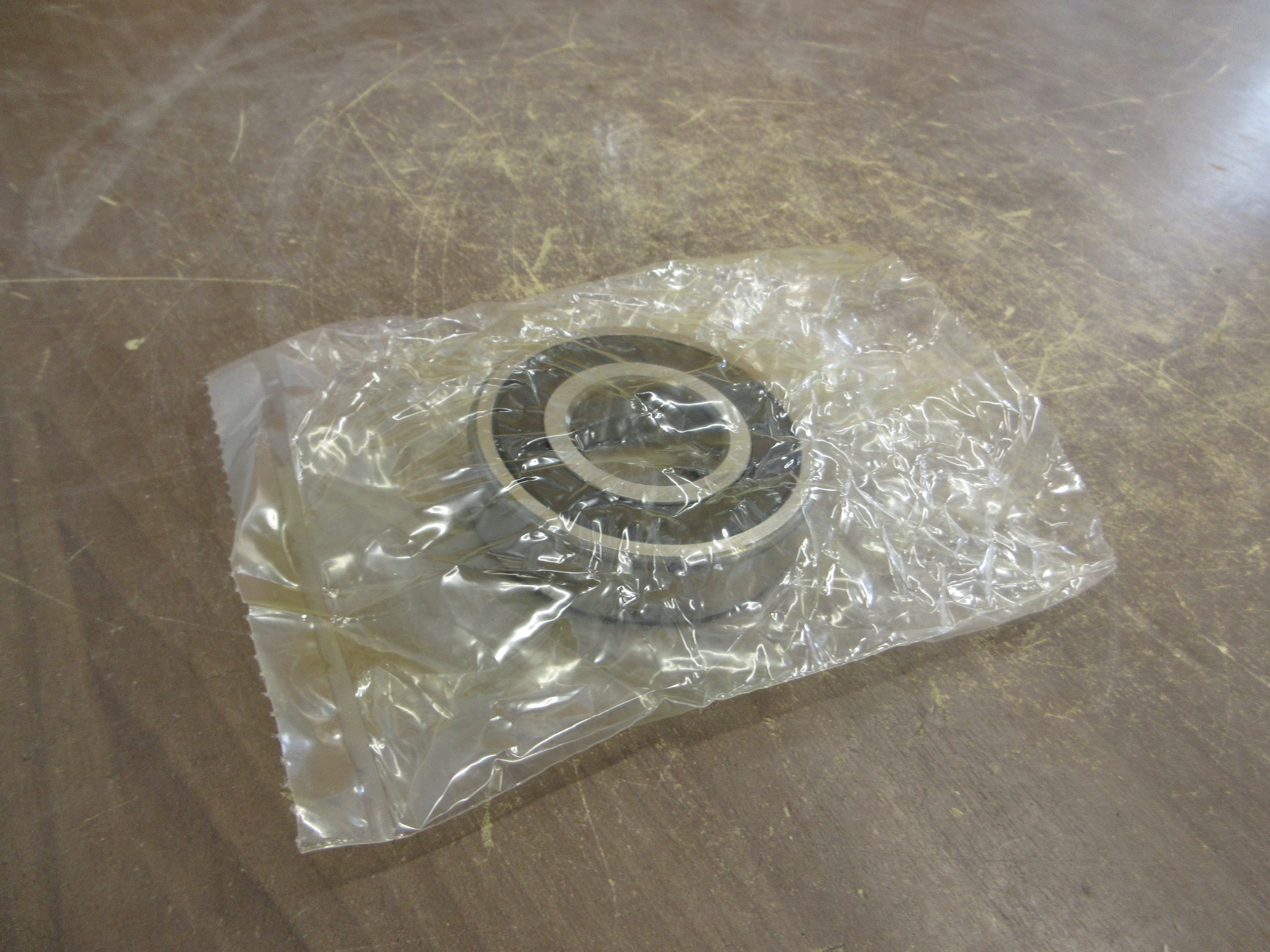 NSK Ball Bearing 6306VVC3 New Surplus