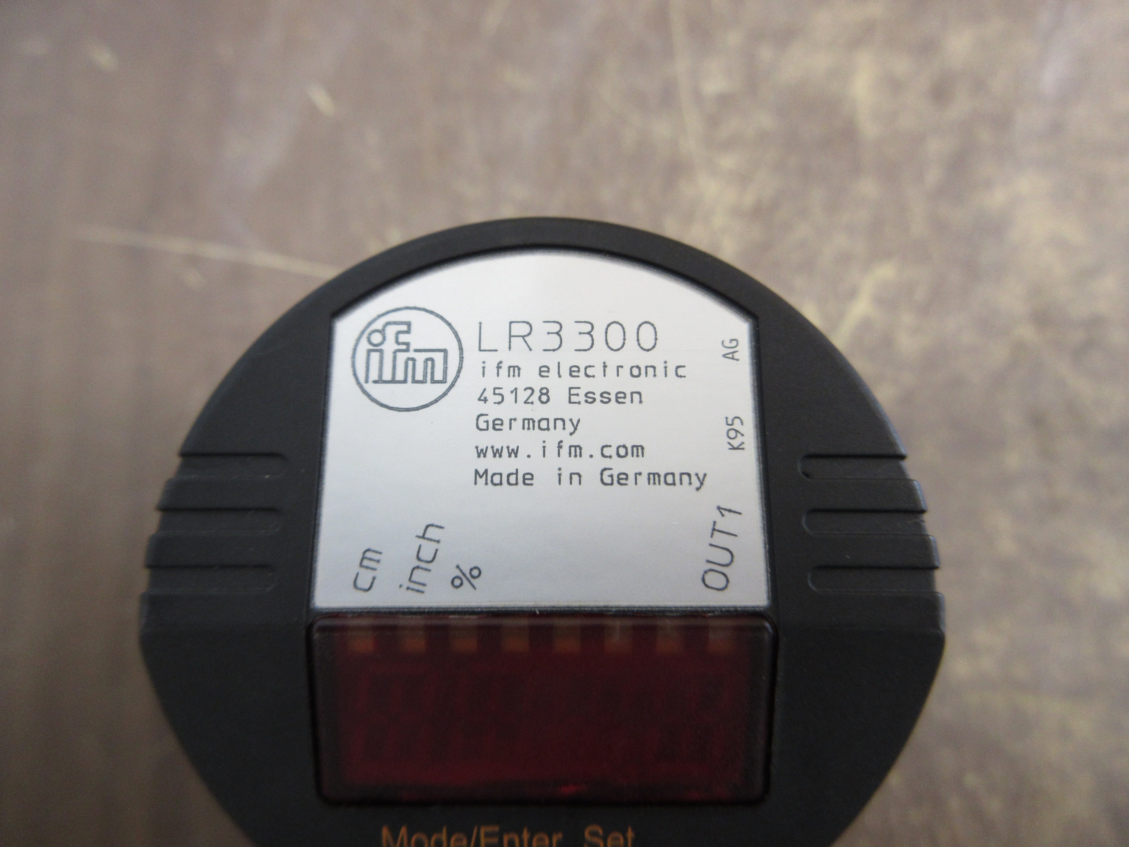 ifm Electronic Level Sensor LR3300 18-30VDC Used