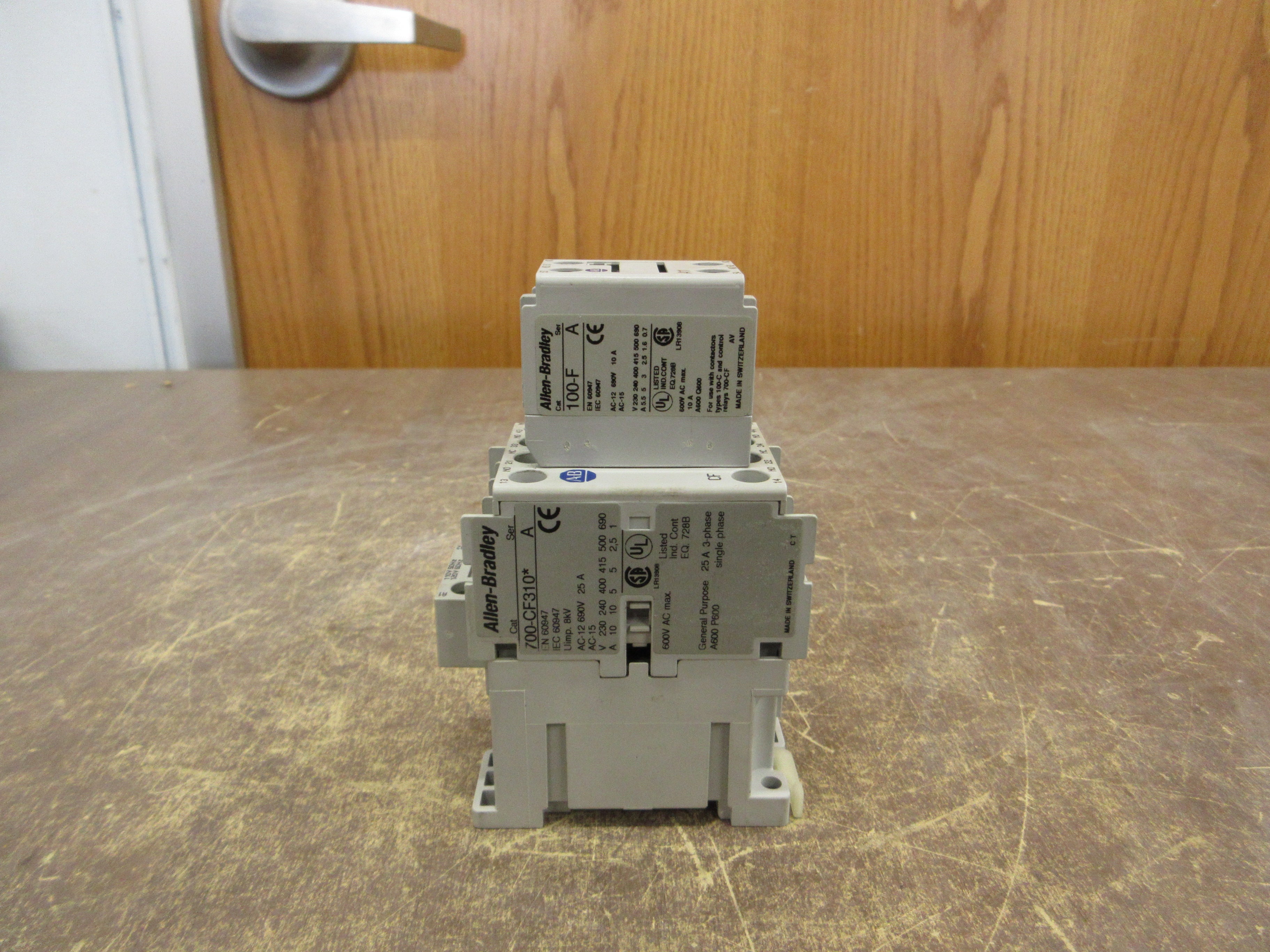 Allen-Bradley Contactor 700-CF310* Ser. A 120V Coil 600V 25A Used