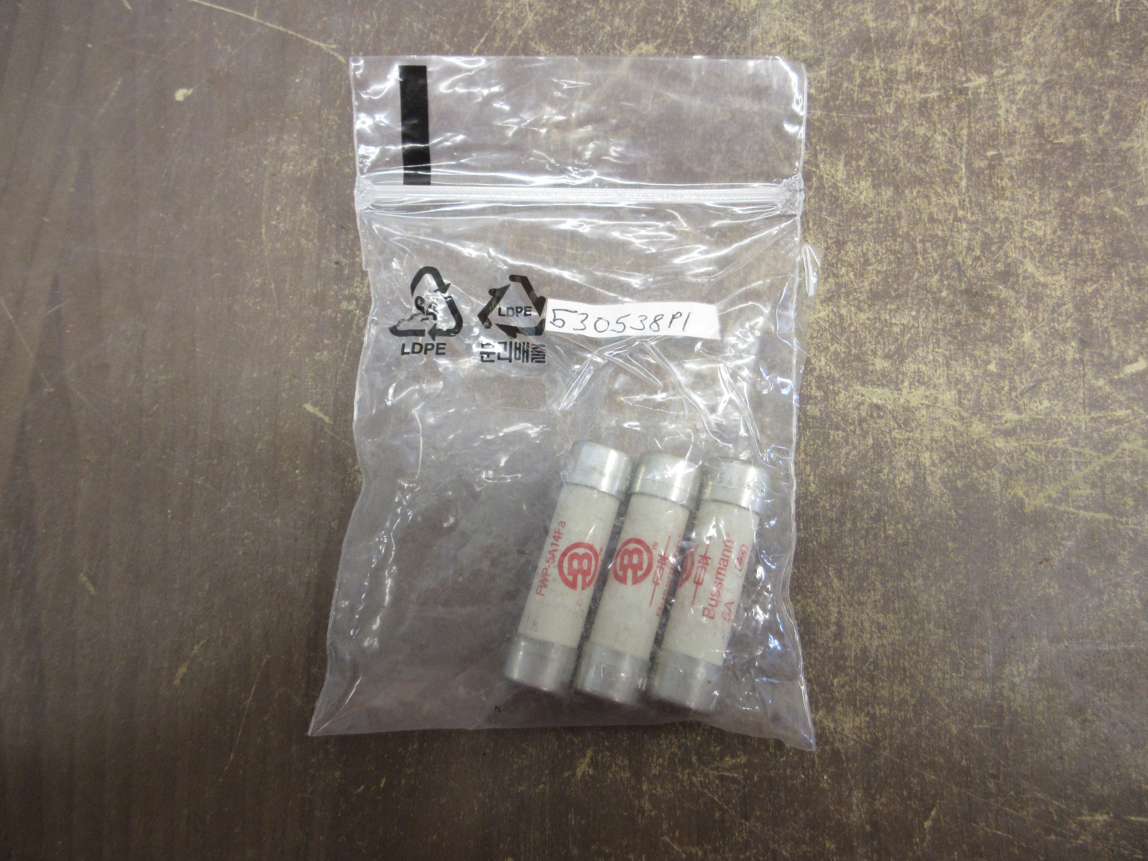 Bussmann Fuse FWP-5A14Fa 5A 700V *No Box* *Lot of 3* New Surplus
