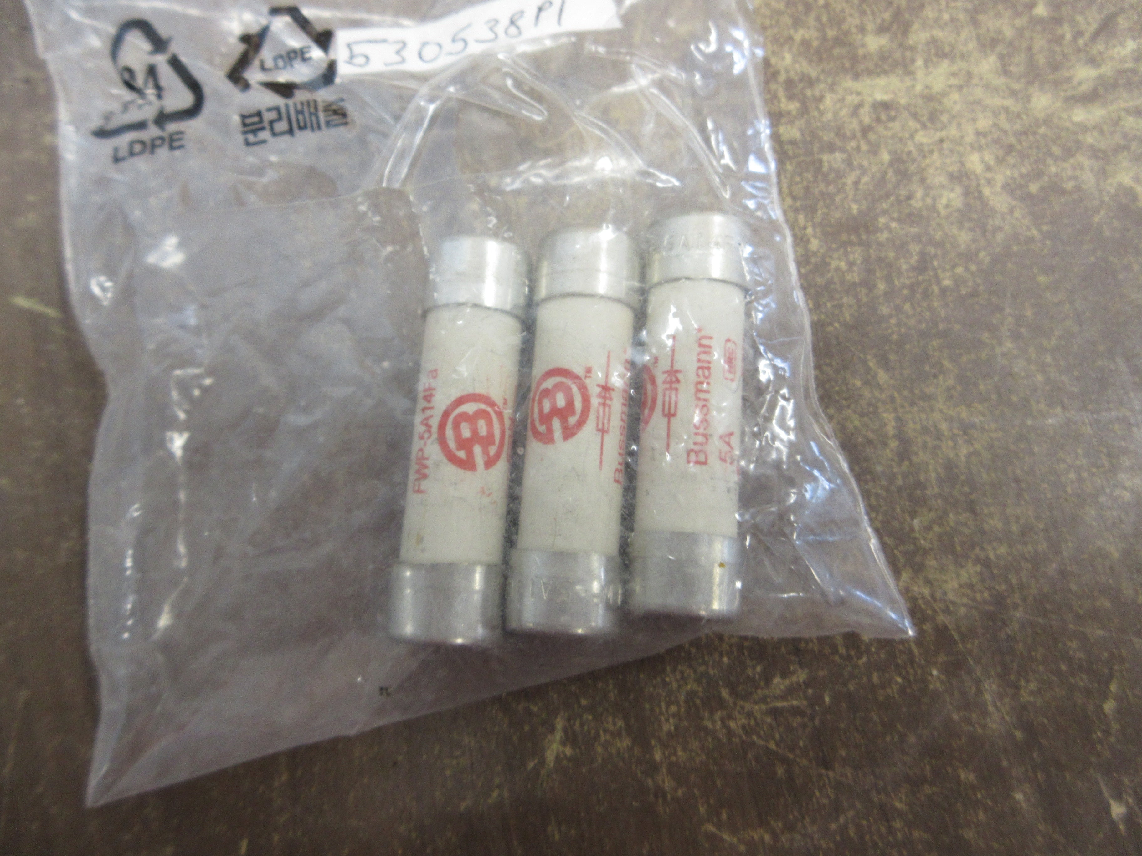 Bussmann Fuse FWP-5A14Fa 5A 700V *No Box* *Lot of 3* New Surplus