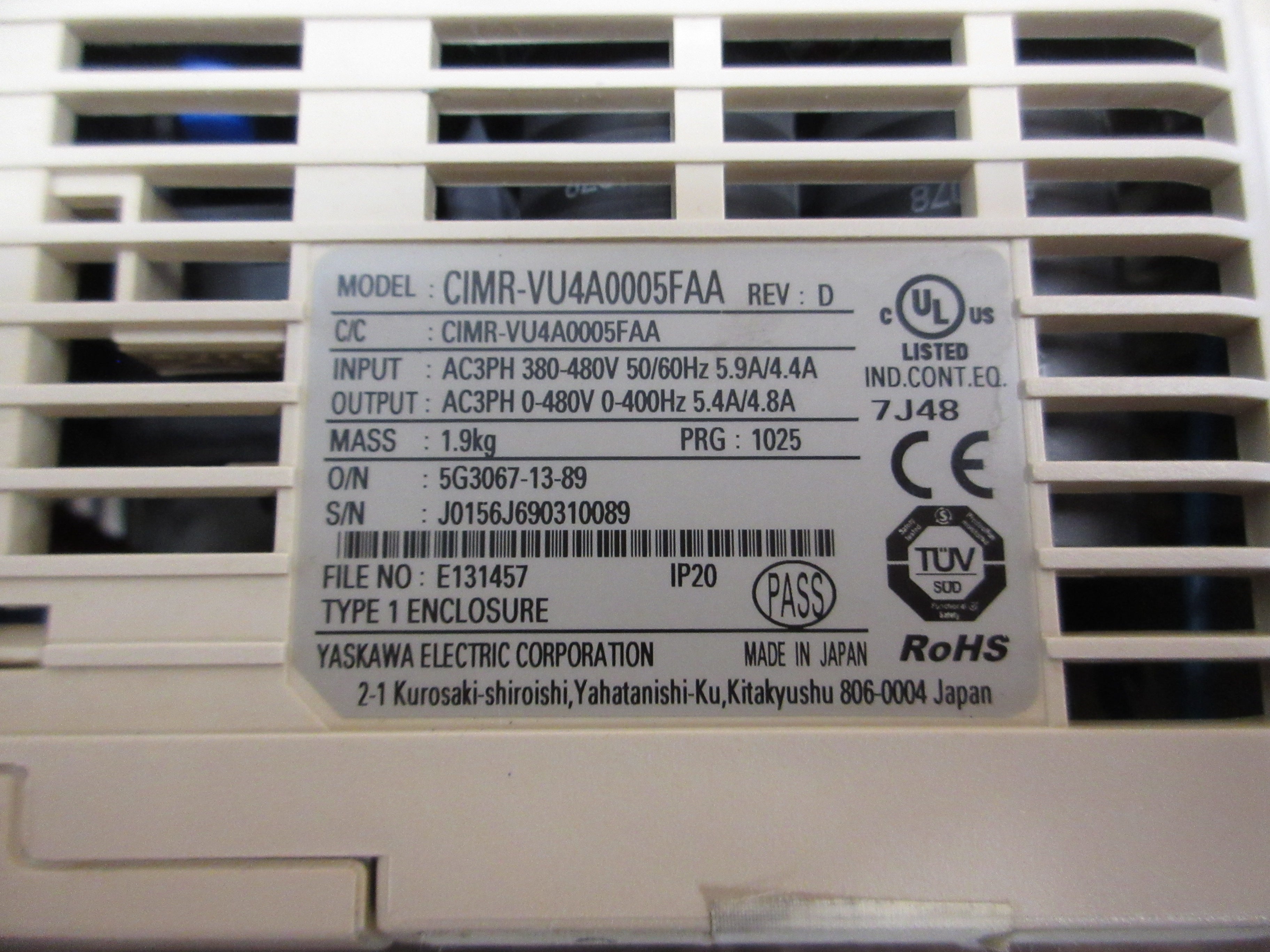 Yaskawa V1000 AC Drive CIMR-VU4A0005FAA Rev. D 3HP 3Ph Vent Cover Used