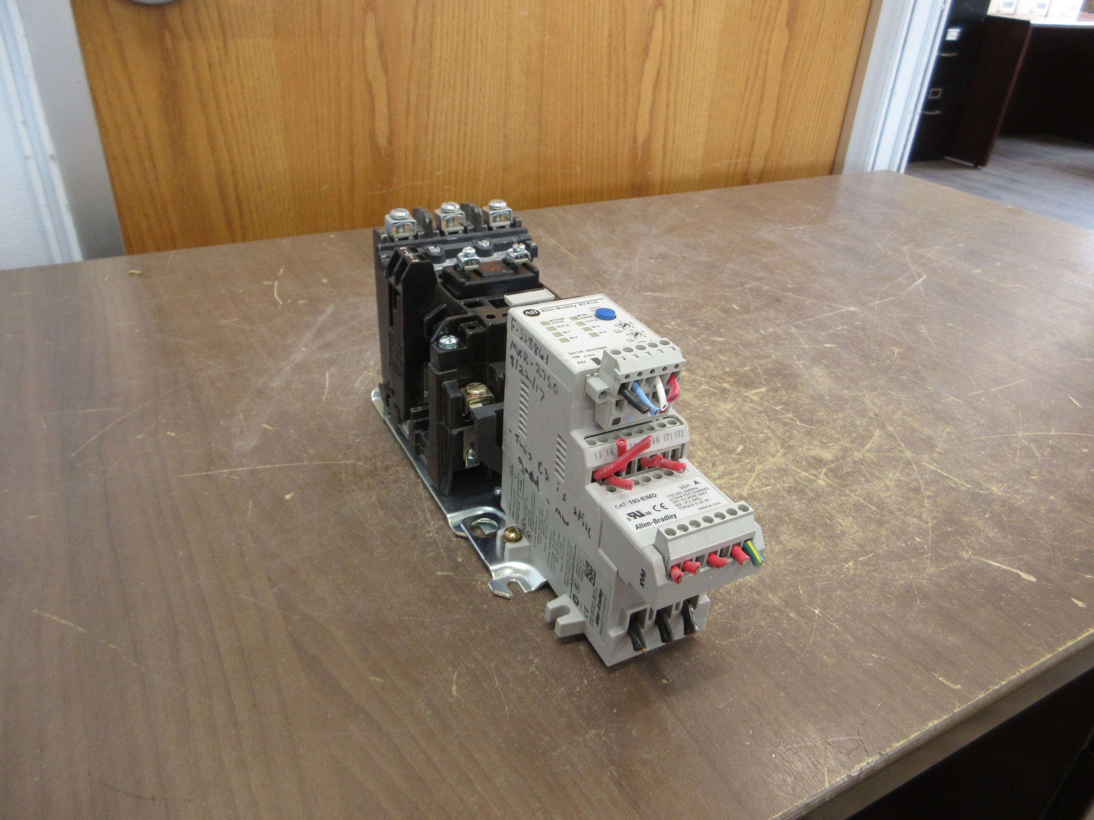 Allen-Bradley Size 1 Starter 500F-BOD930/592-EC2CC 115-120V Coil Used
