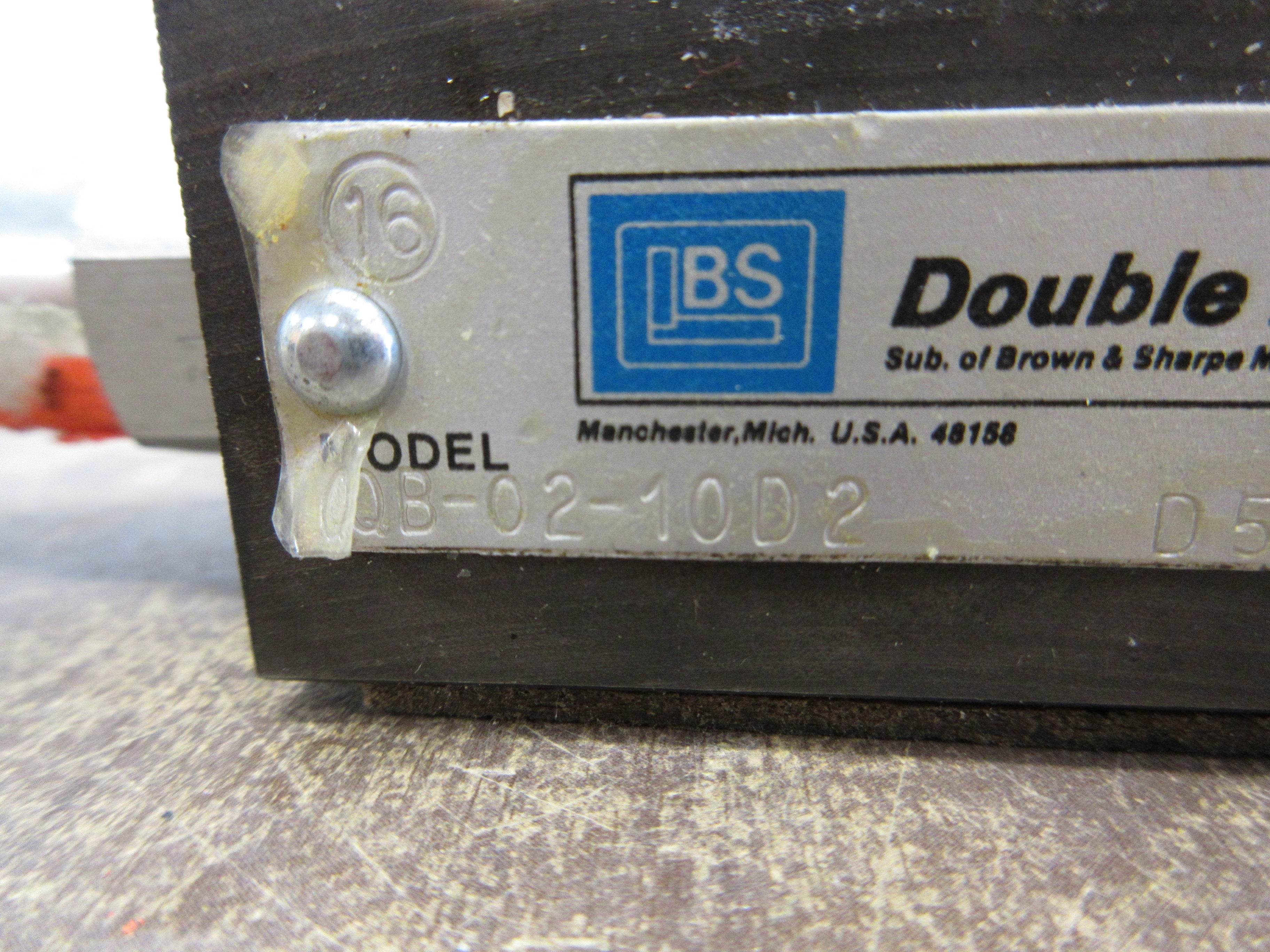 Double A Hydraulic Valve QB-02-10D2 Used