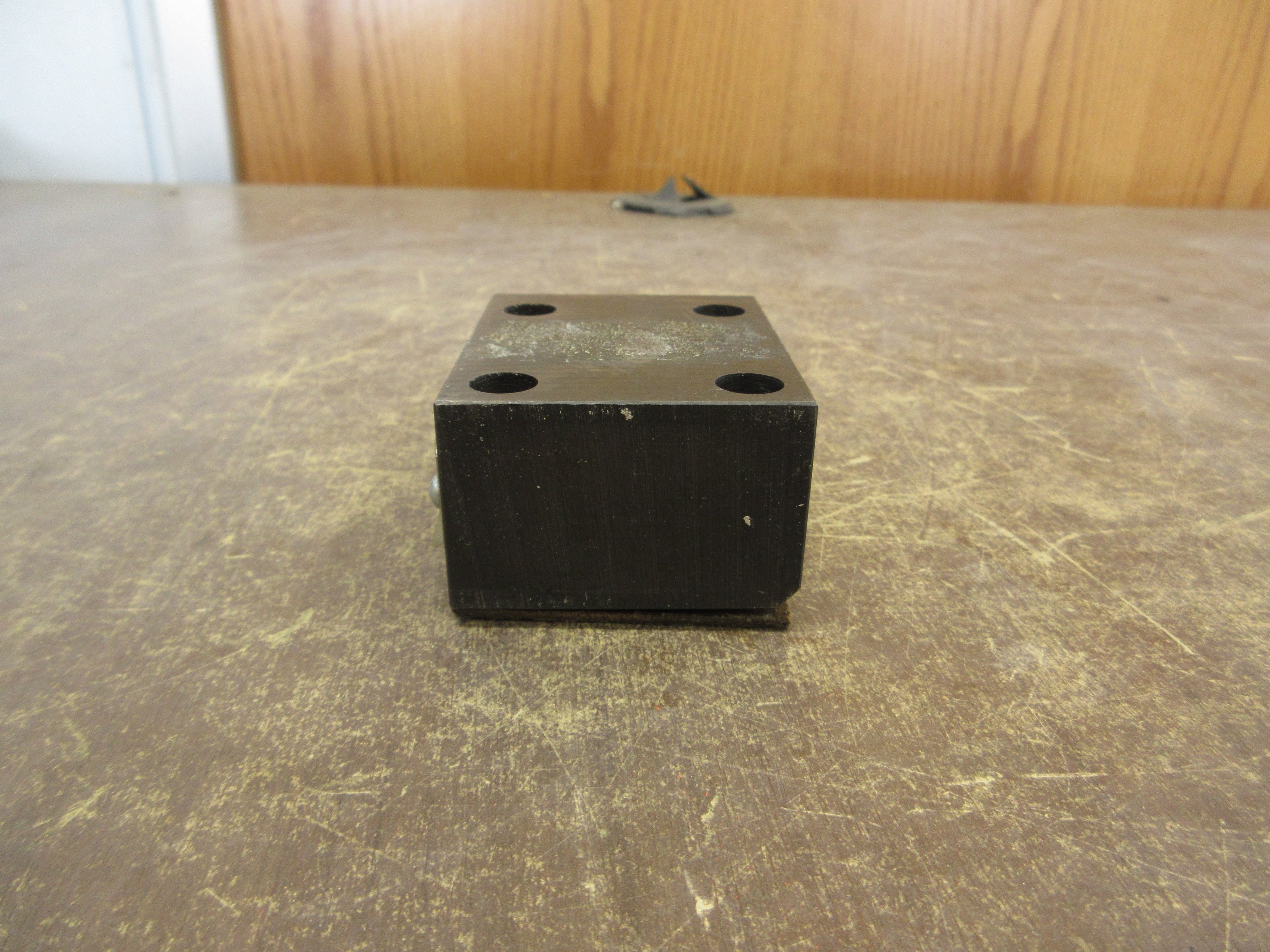 Double A Hydraulic Valve QB-02-10D2 Used