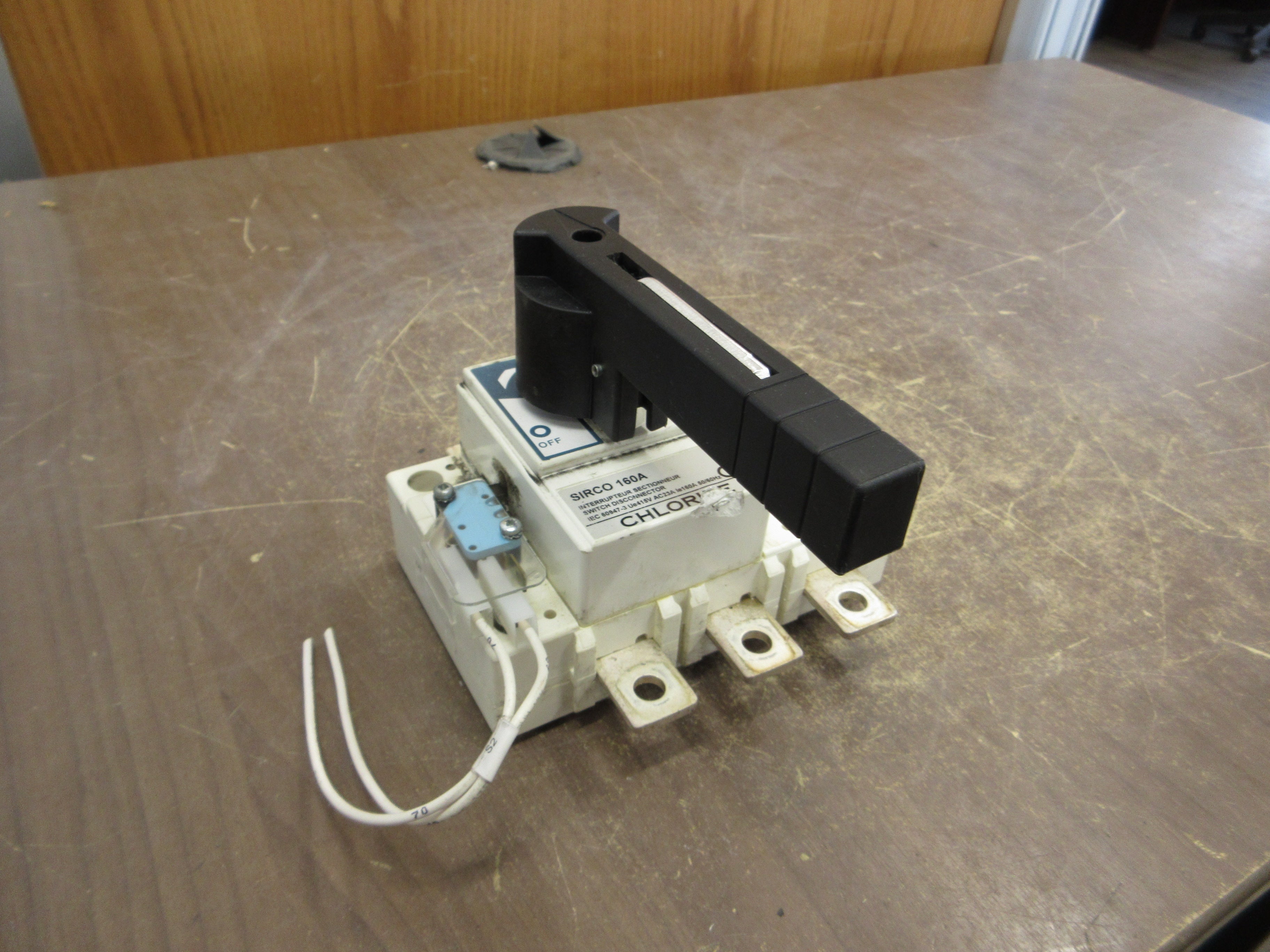 Chloride Disconnect Switch SIRCO 160A 415V 160A 50/60Hz *Chipped Front* Used