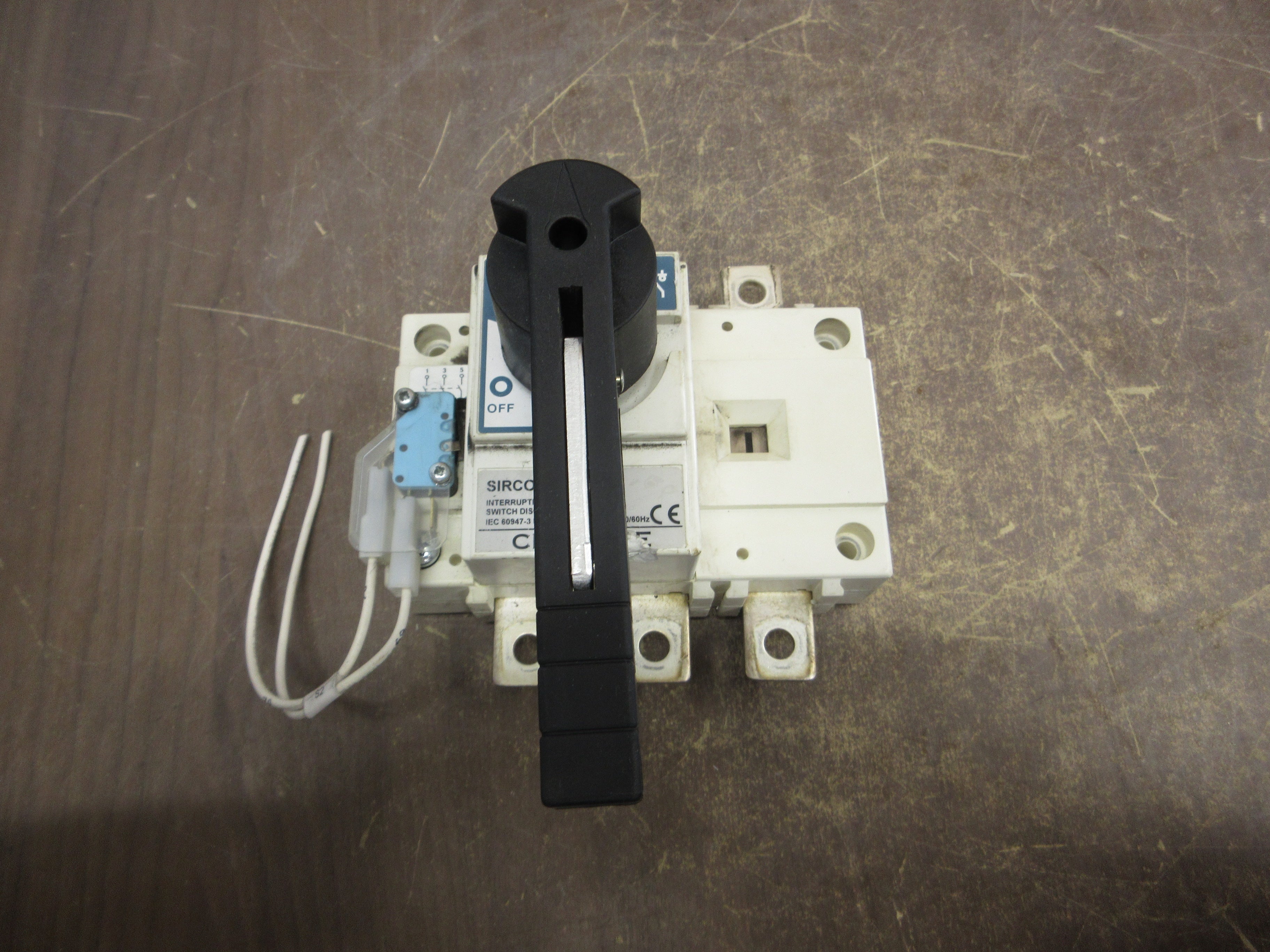 Chloride Disconnect Switch SIRCO 160A 415V 160A 50/60Hz *Chipped Front* Used