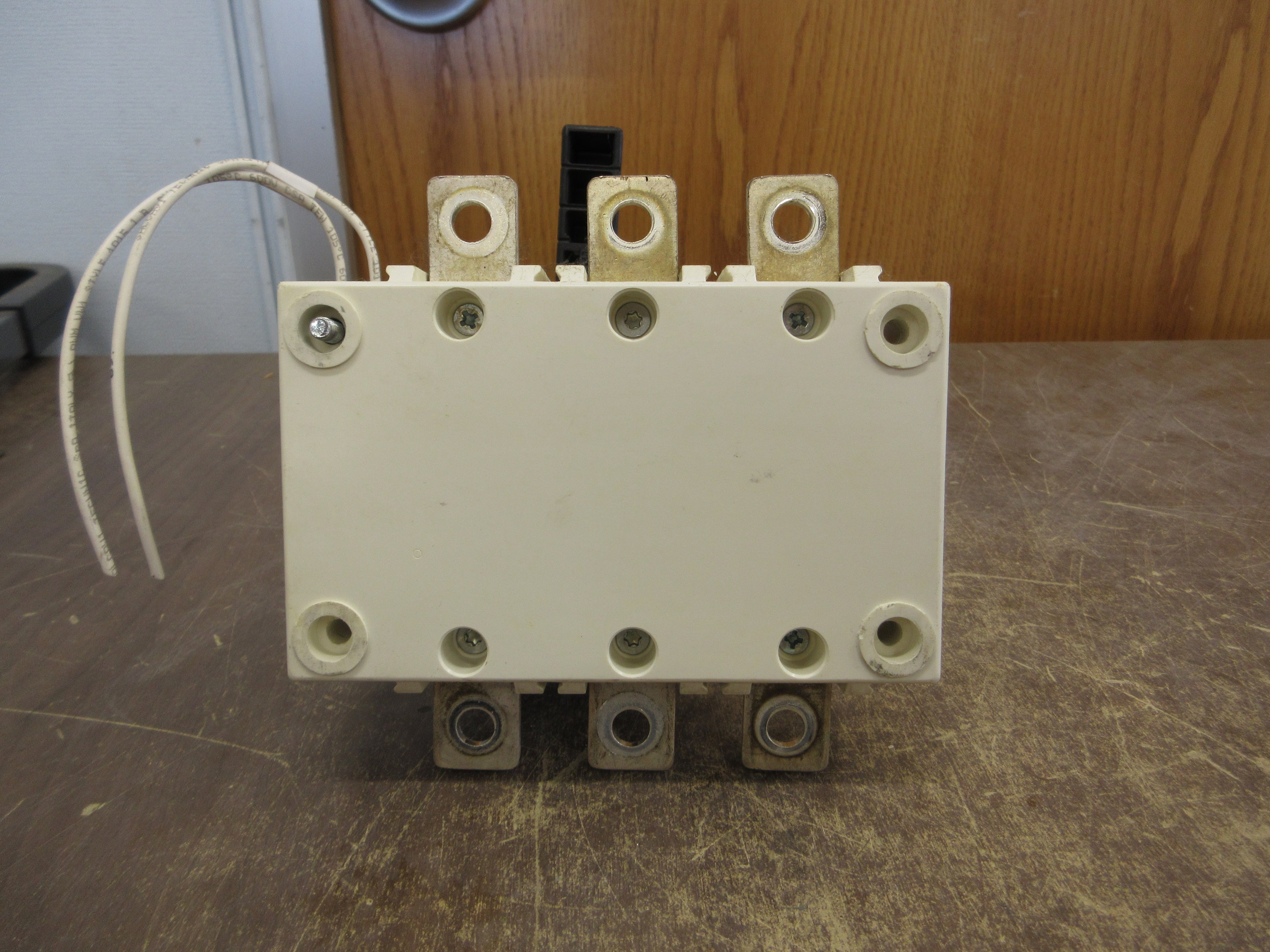 Chloride Disconnect Switch SIRCO 160A 415V 160A 50/60Hz *Chipped Front* Used