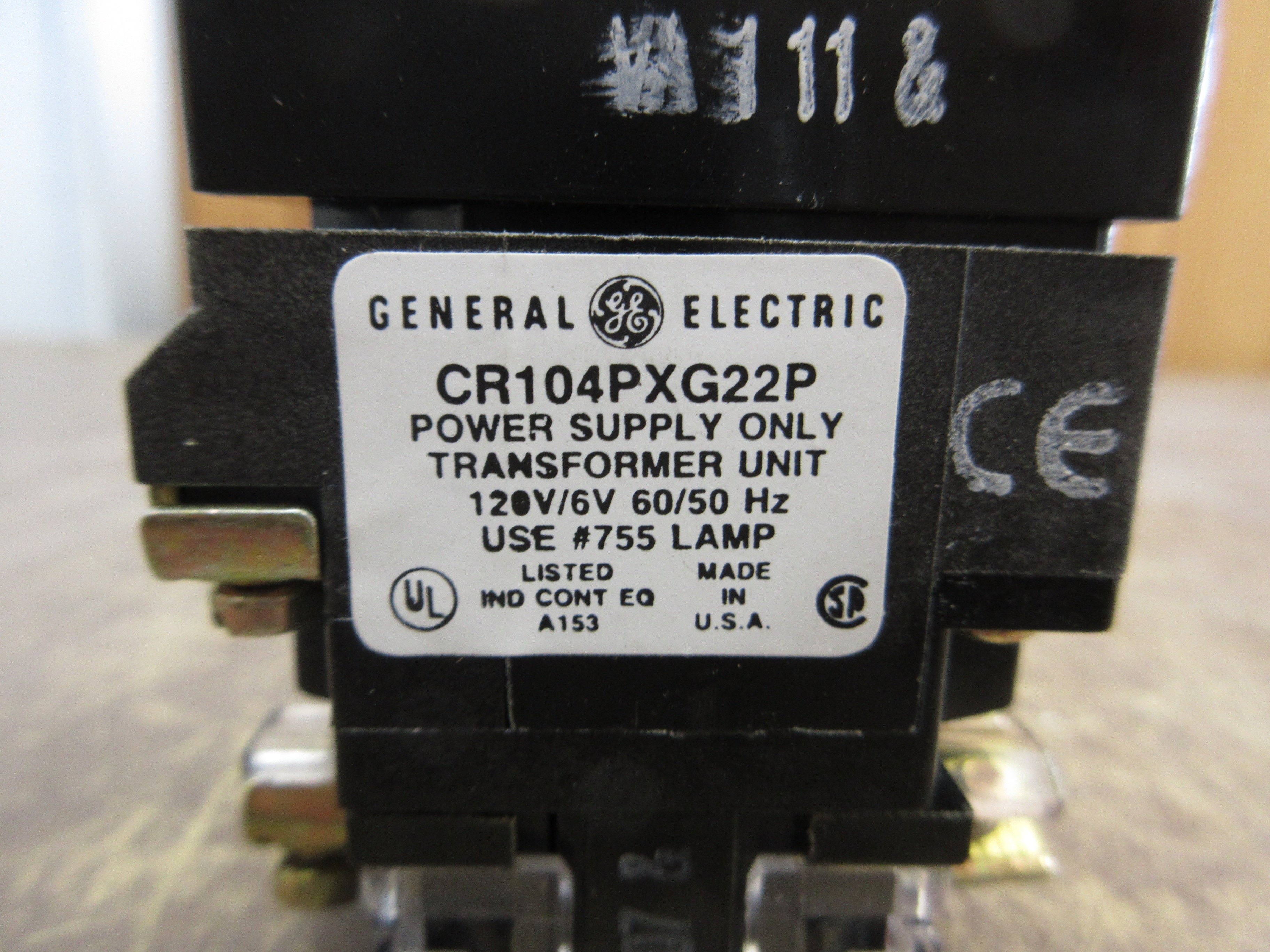 GE Illuminated Push Button CR104PXG22P 120V 60Hz Red *No Box* New Surplus