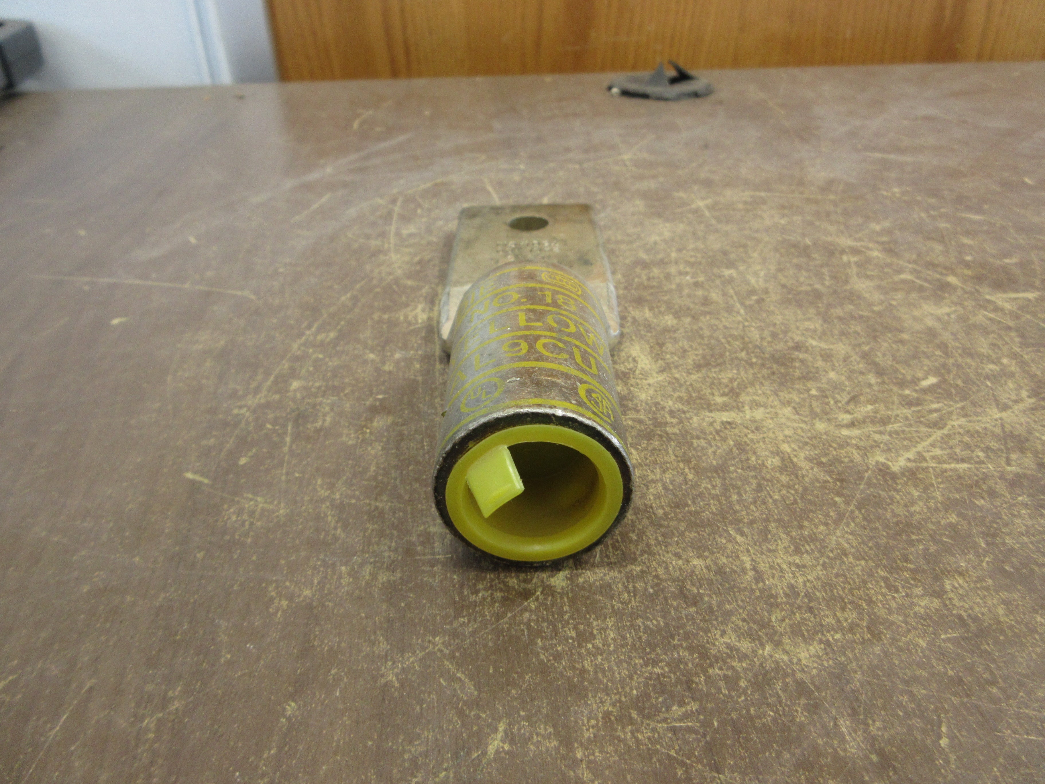 Ilsco Crimp Lug 2ACL750 750MCM 2-Hole *No Box* New Surplus