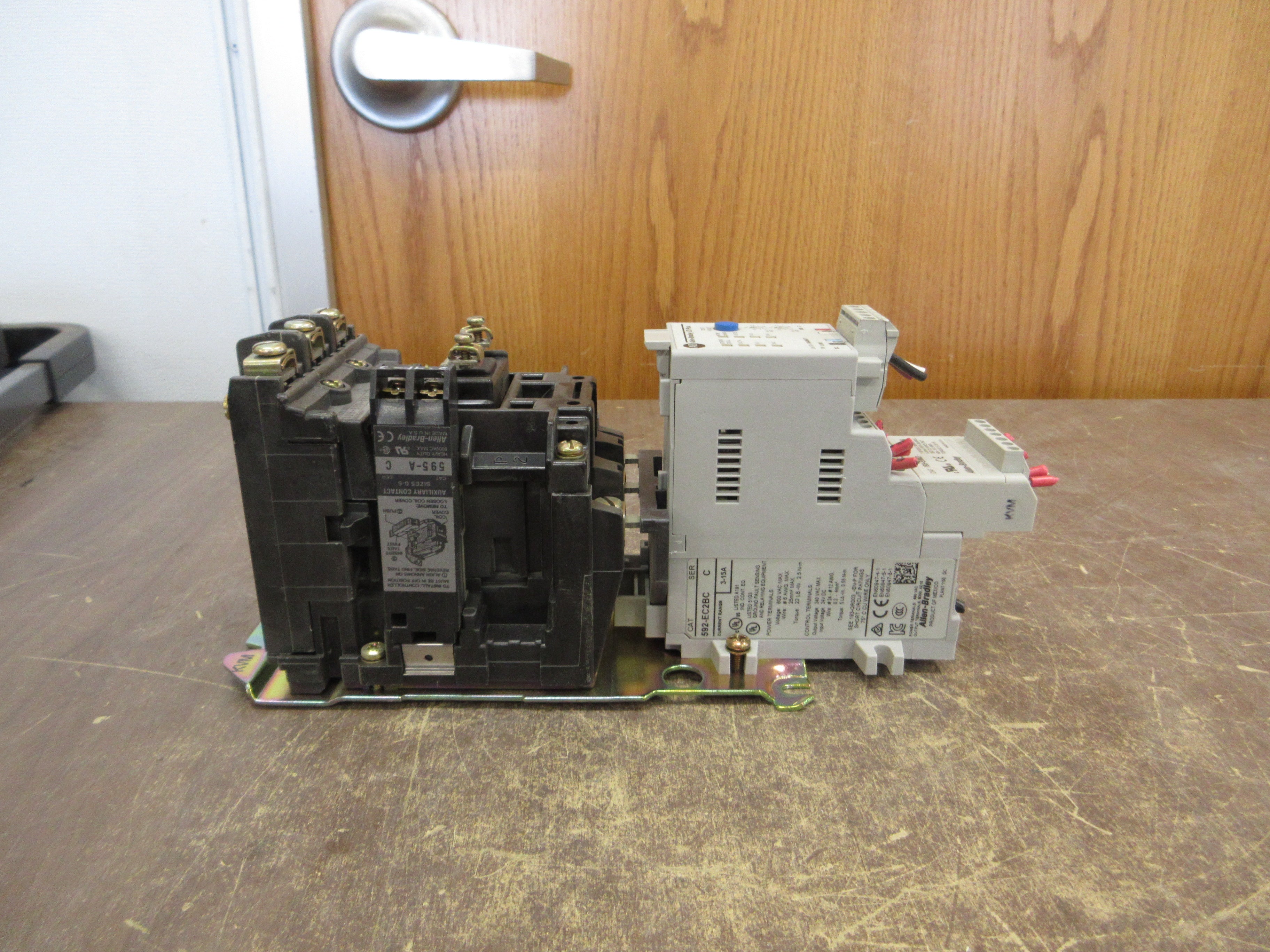 Allen-Bradley Size 1 Starter 509-BOD-XXX / 592-EC2BC 115-120V Coil Trip: 3-15A