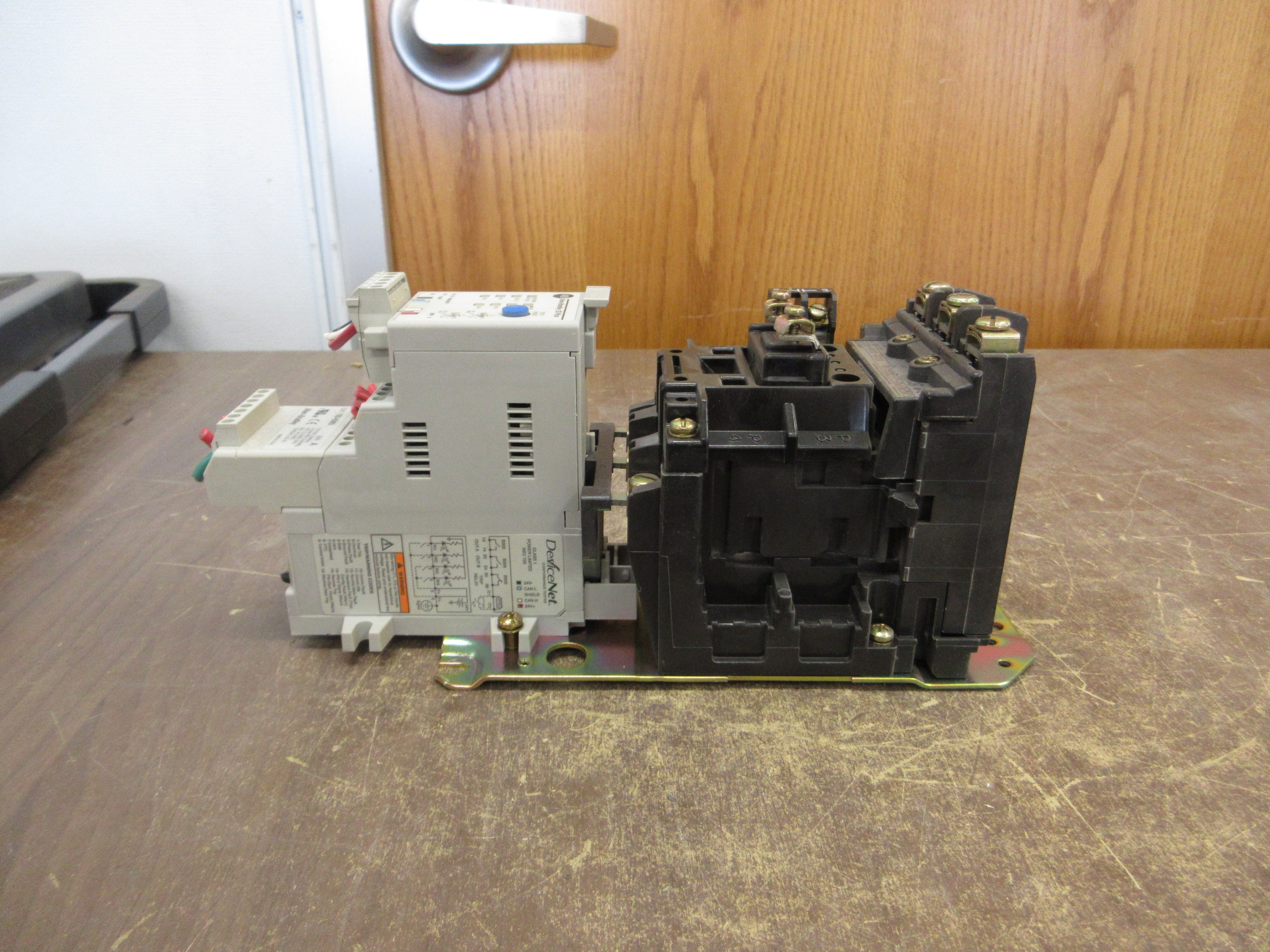 Allen-Bradley Size 1 Starter 509-BOD-XXX / 592-EC2BC 115-120V Coil Trip: 3-15A