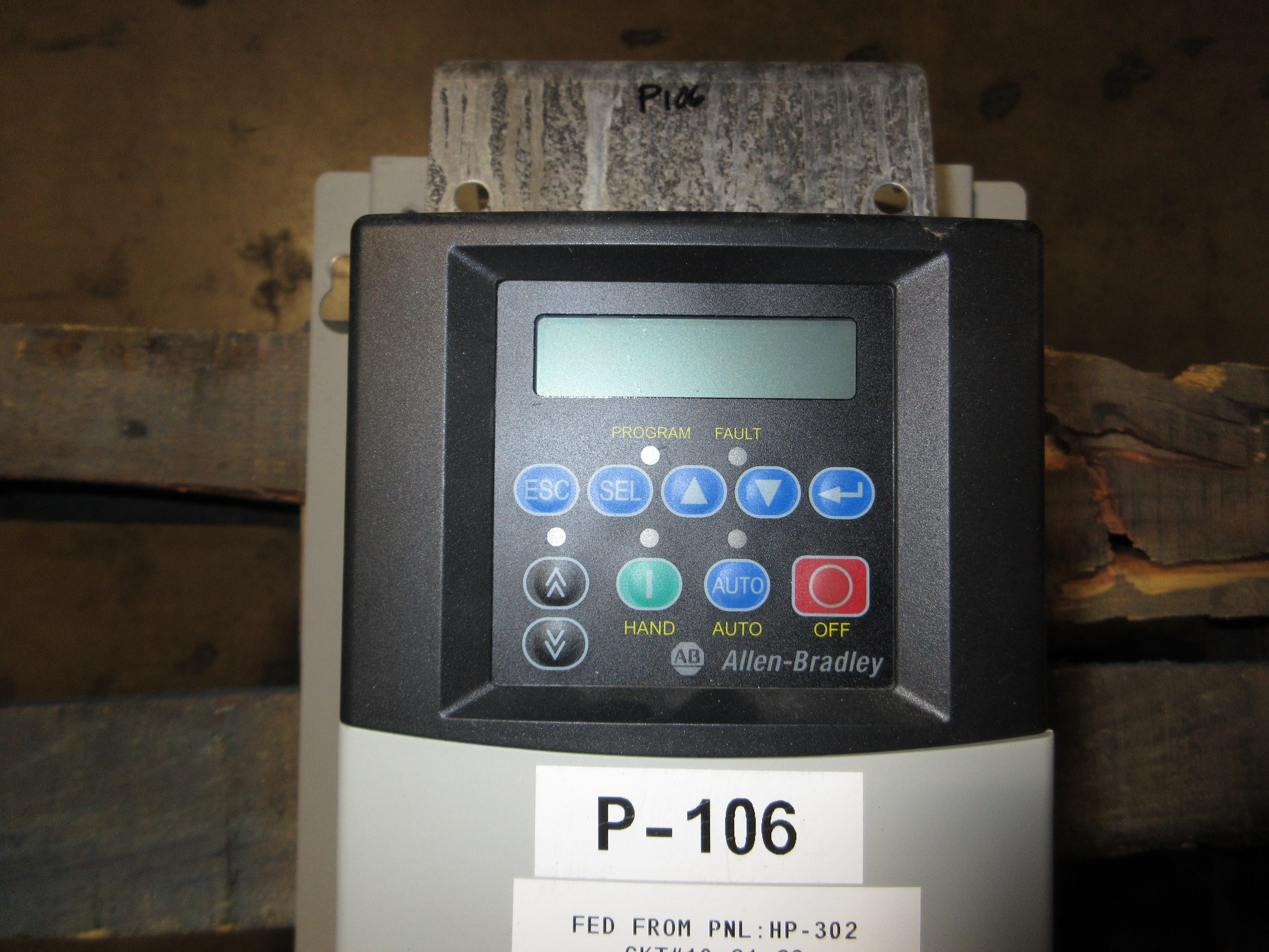 Allen-Bradley PowerFlex 400 AC Drive w/ Bypass 22C-D022N103 Ser. B 15HP 3Ph Used