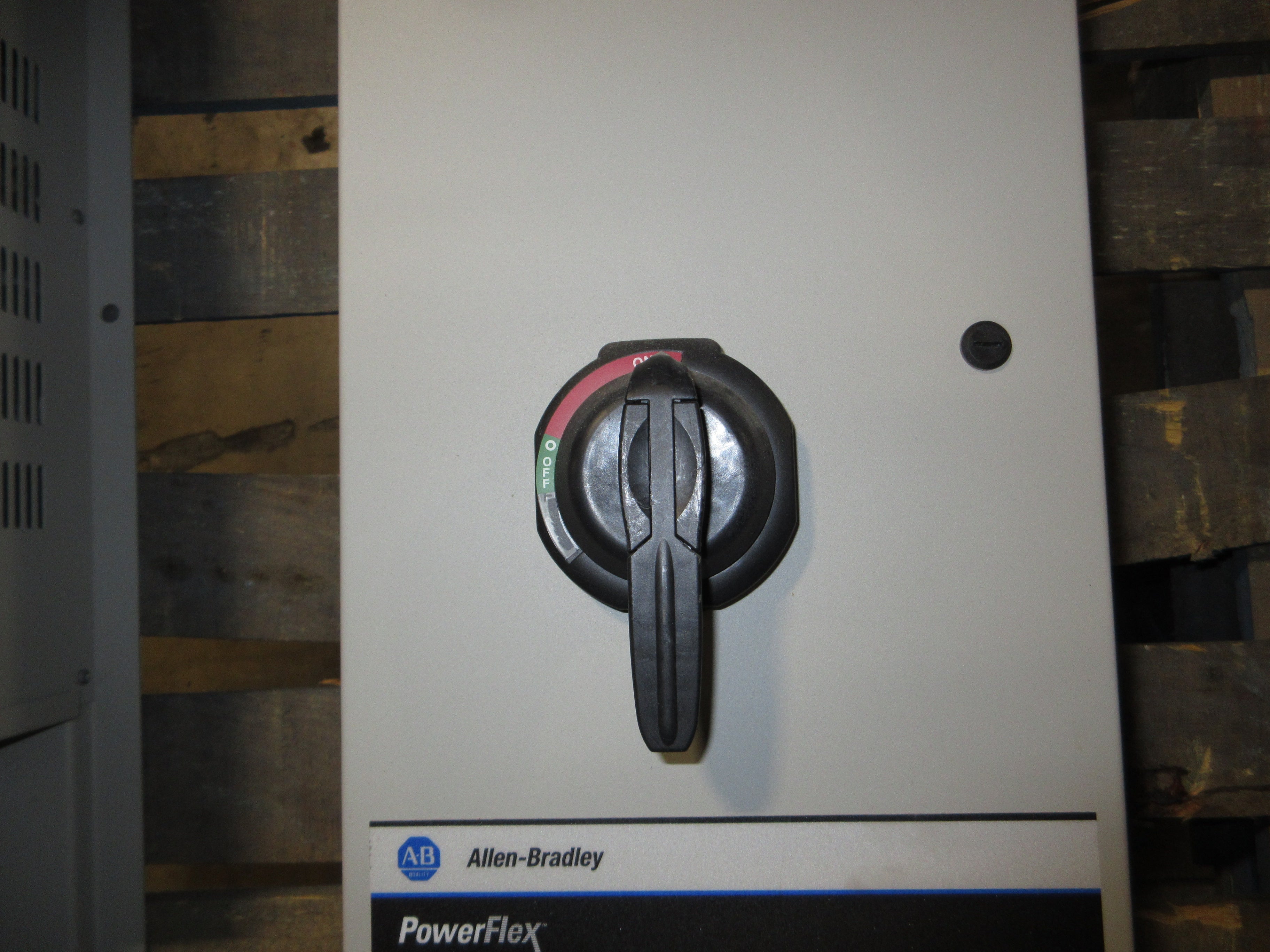 Allen-Bradley PowerFlex 400 AC Drive w/ Bypass 22C-D022N103 Ser. B 15HP 3Ph Used