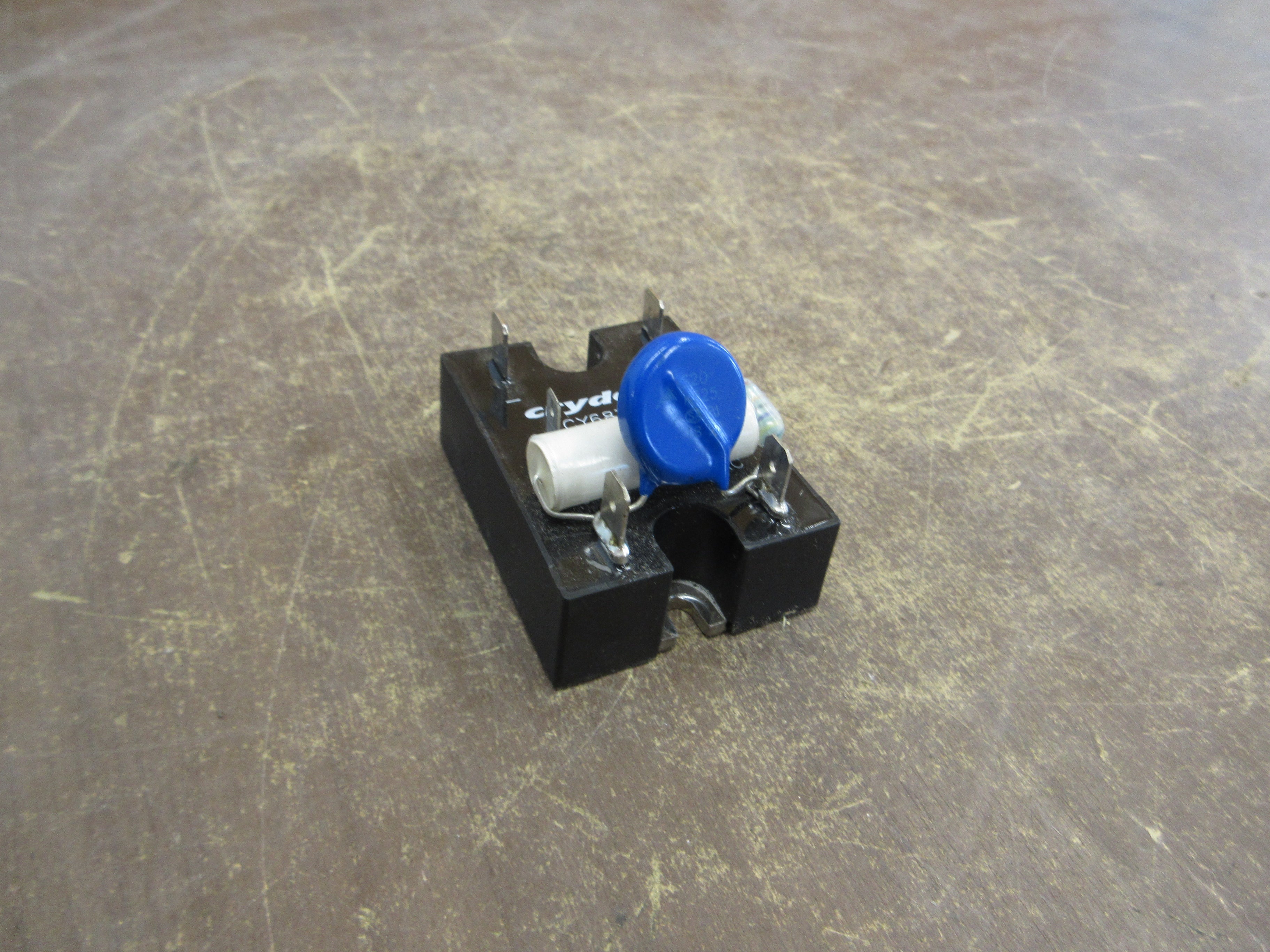 Crydom Solid State Relay CY6875S 24VAC Control Used