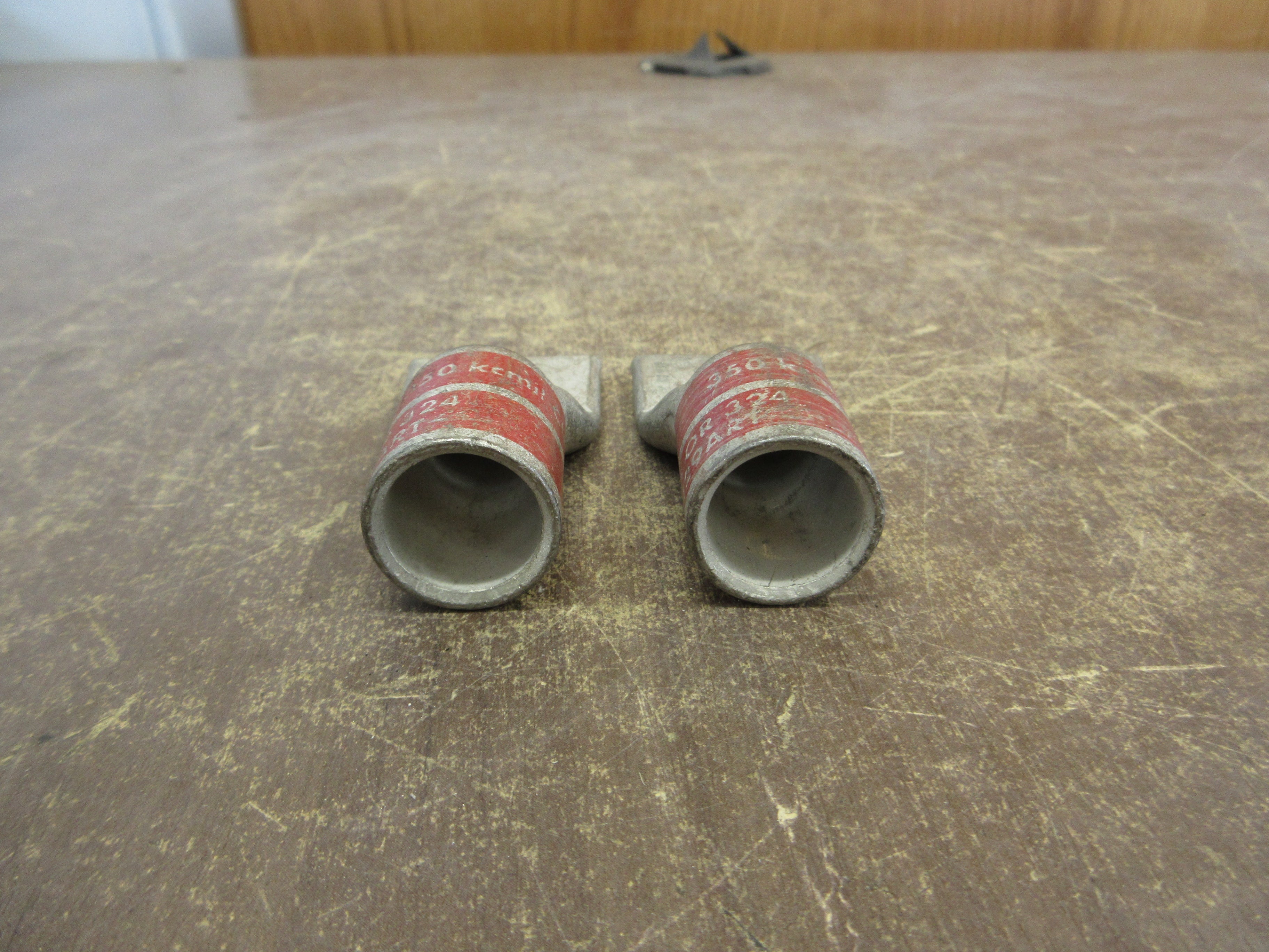 Burndy Crimp Lug YA-L N350 1-Hole 350 Kcmil *Lot of 2* *No Box* New Surplus