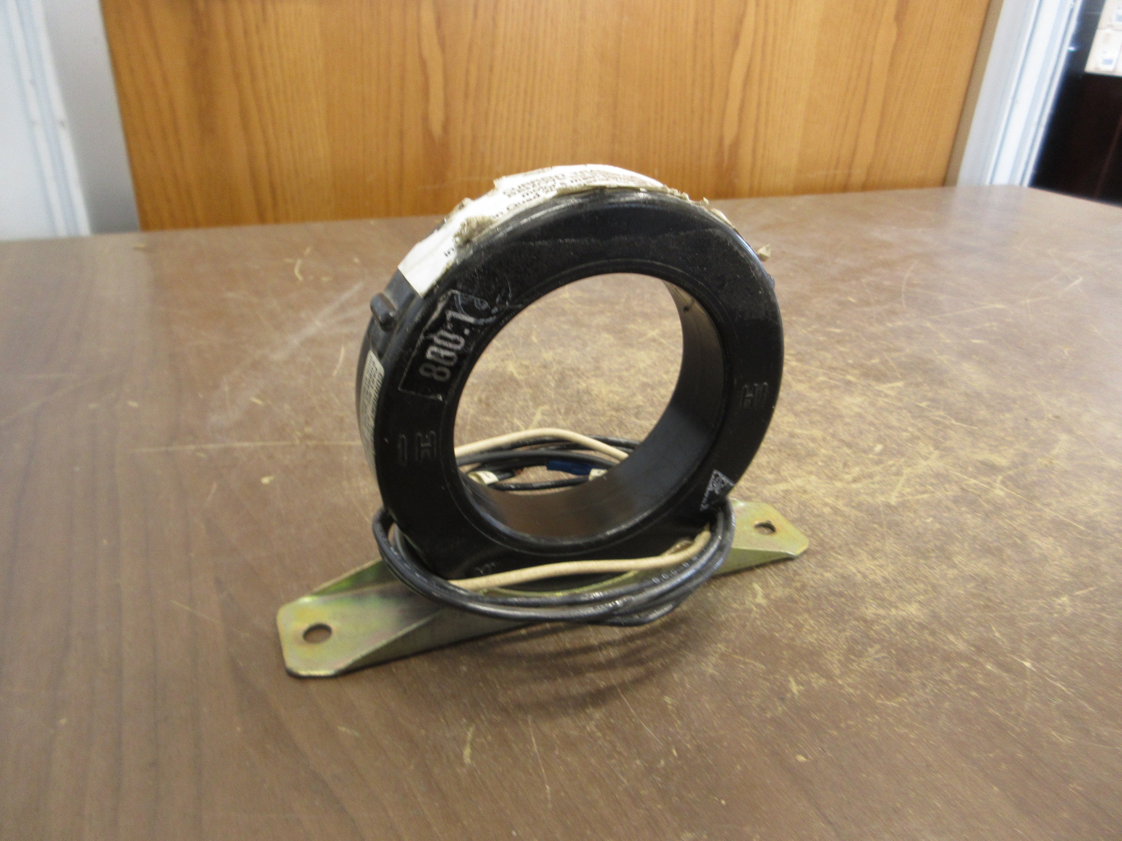 Ohio Semitronics Current Transformer CT5-001AX167 Ratio 800:1A Used