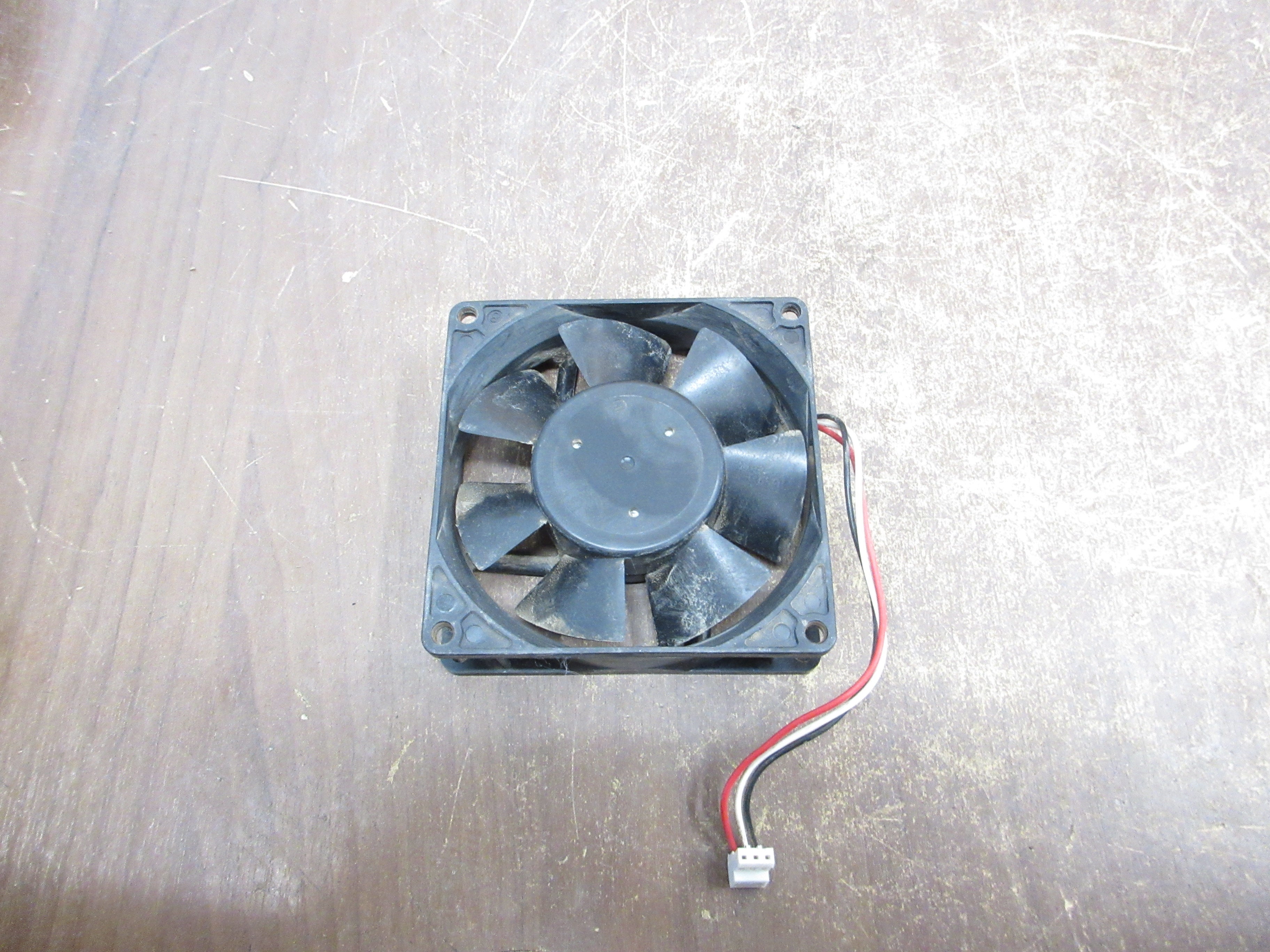 Mechatronics Axial Fan E9225X12B1 12VDC 0.550A *Lot of 2* Used