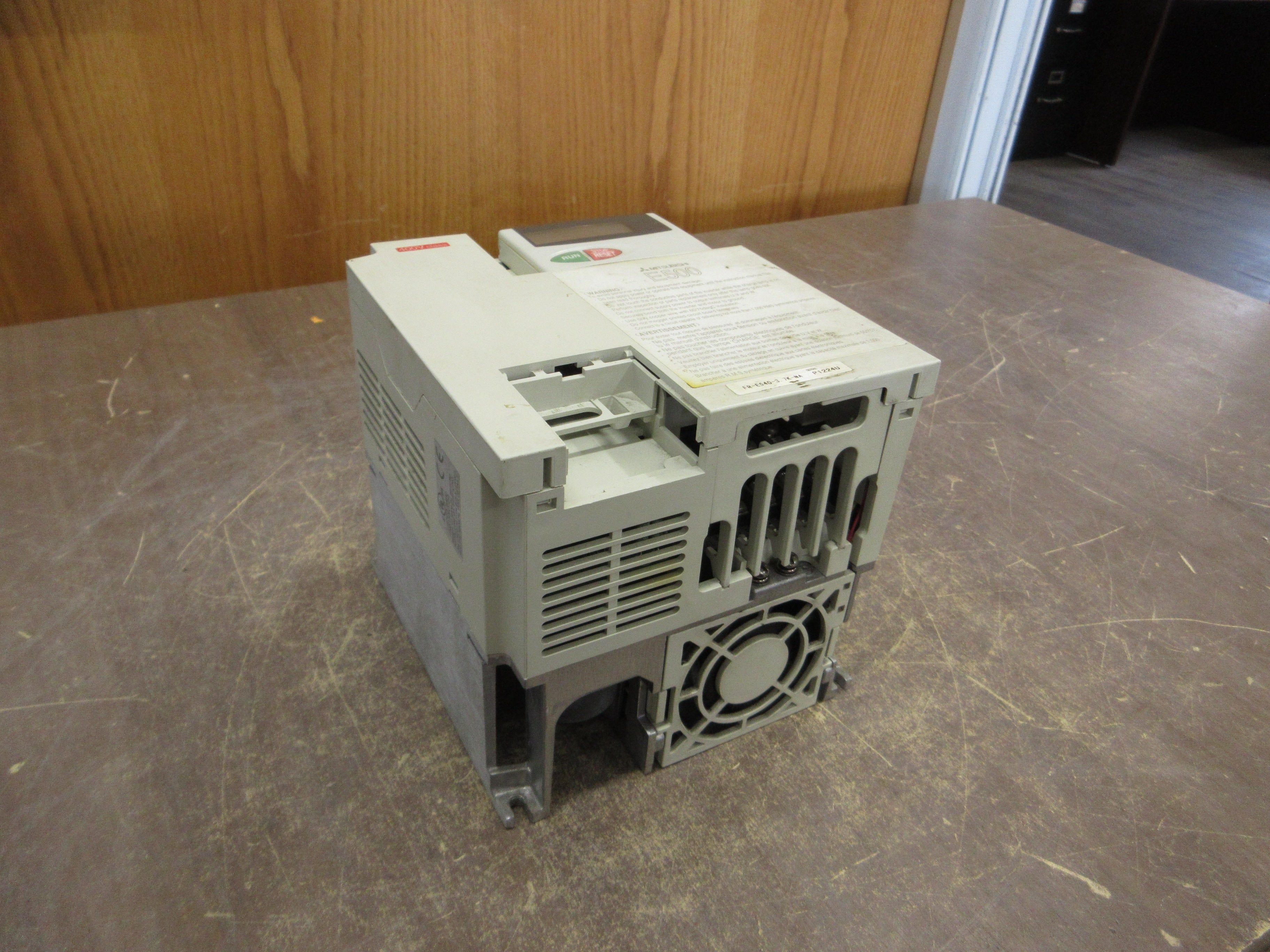 Mitsubishi E500 AC Drive FR-E540-1.5K-NA 2HP 3Ph w/ Keypad Used
