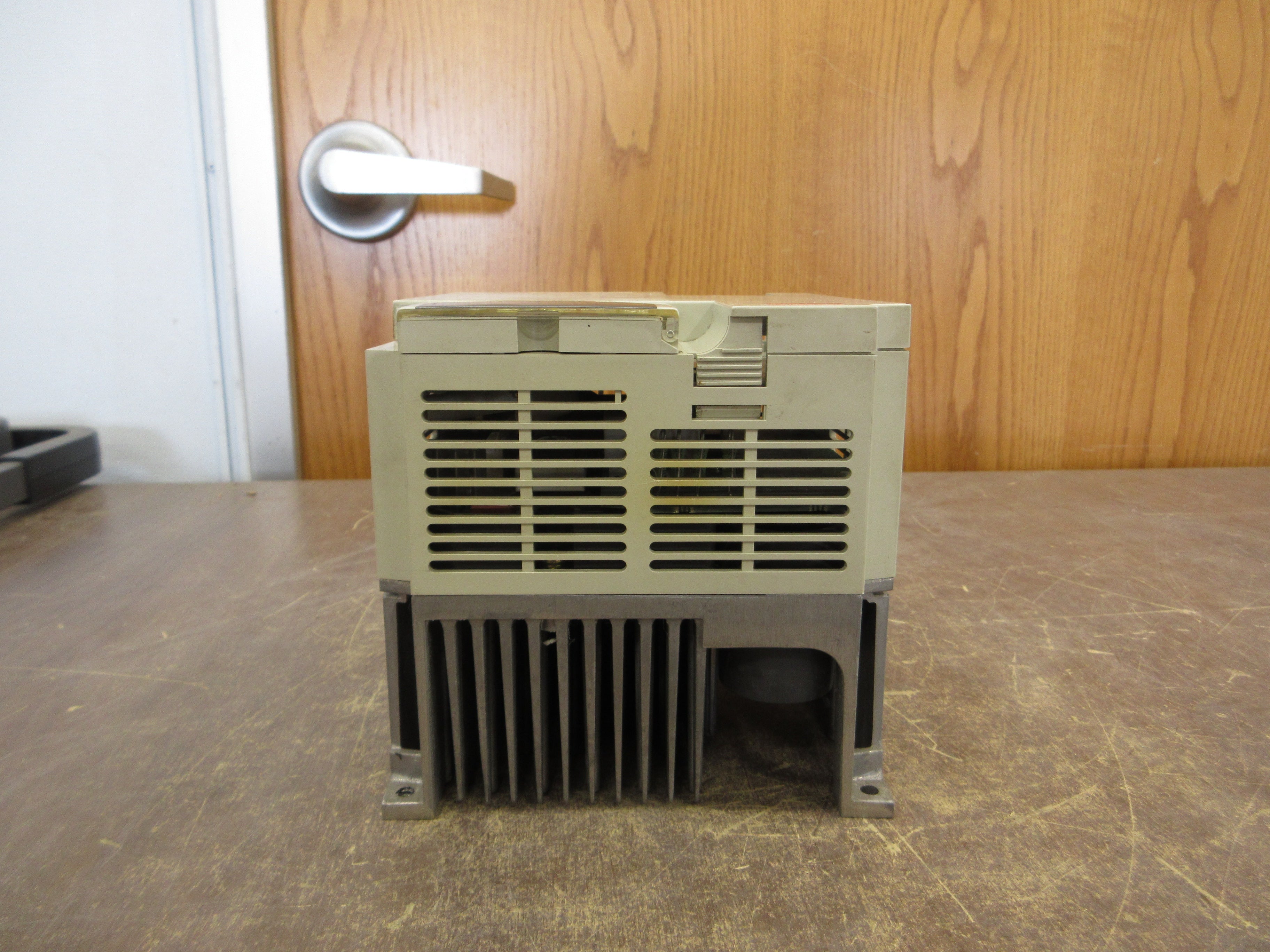 Mitsubishi E500 AC Drive FR-E540-1.5K-NA 2HP 3Ph w/ Keypad Used