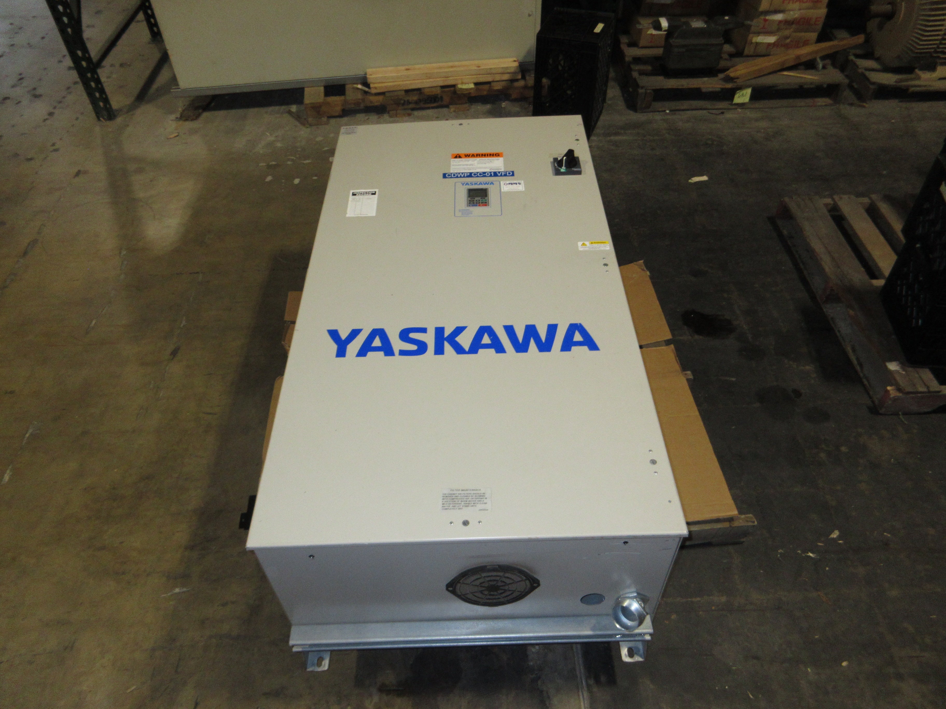 Yaskawa Z1000U AC Drive w/ Bypass Z1D1B096PN 75HP 3Ph Used