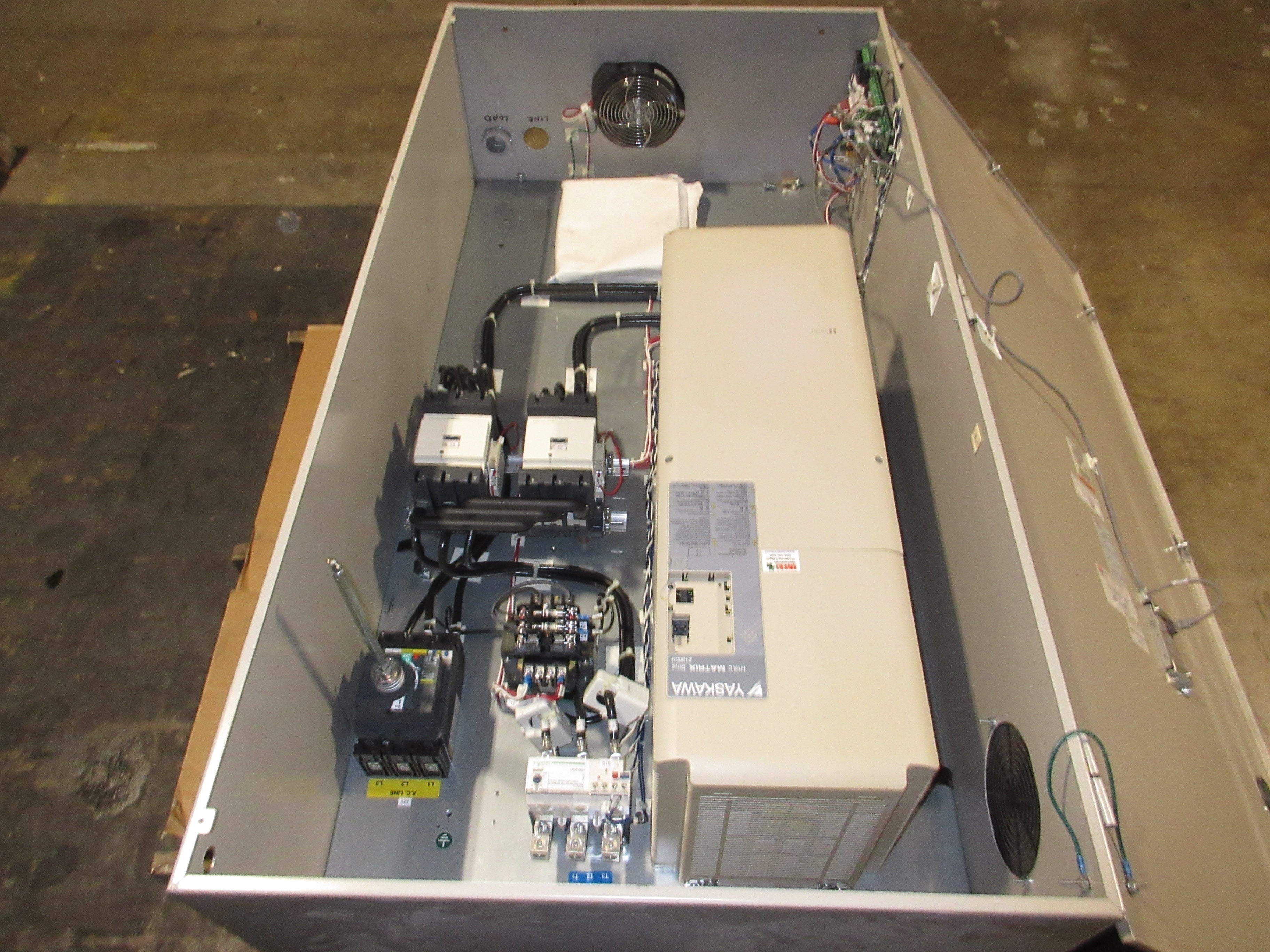 Yaskawa Z1000U AC Drive w/ Bypass Z1D1B096PN 75HP 3Ph Used