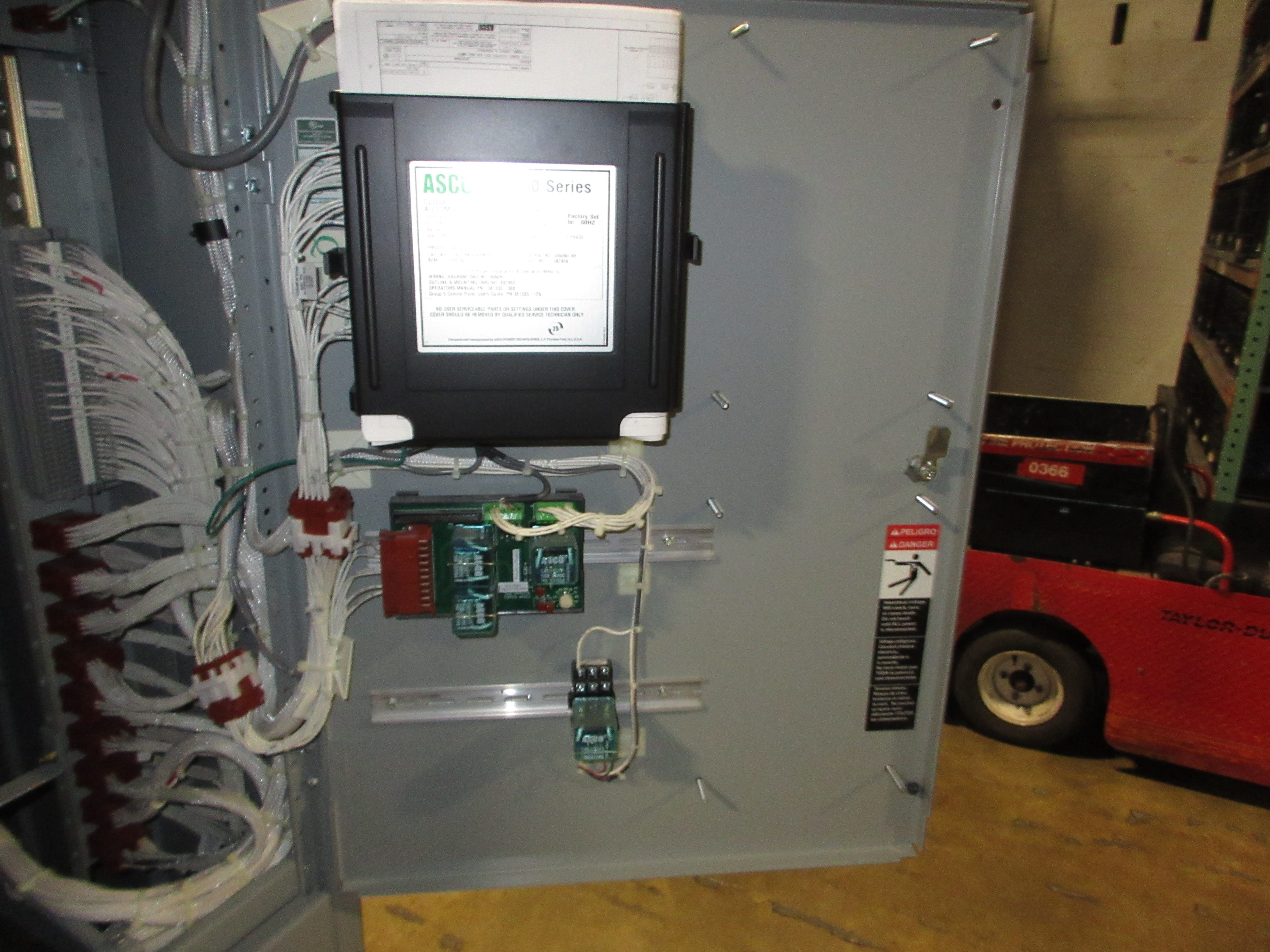 Asco 7000 Series Automatic Transfer Switch w/ Bypass J7ACTBB30400N50C 400A Used