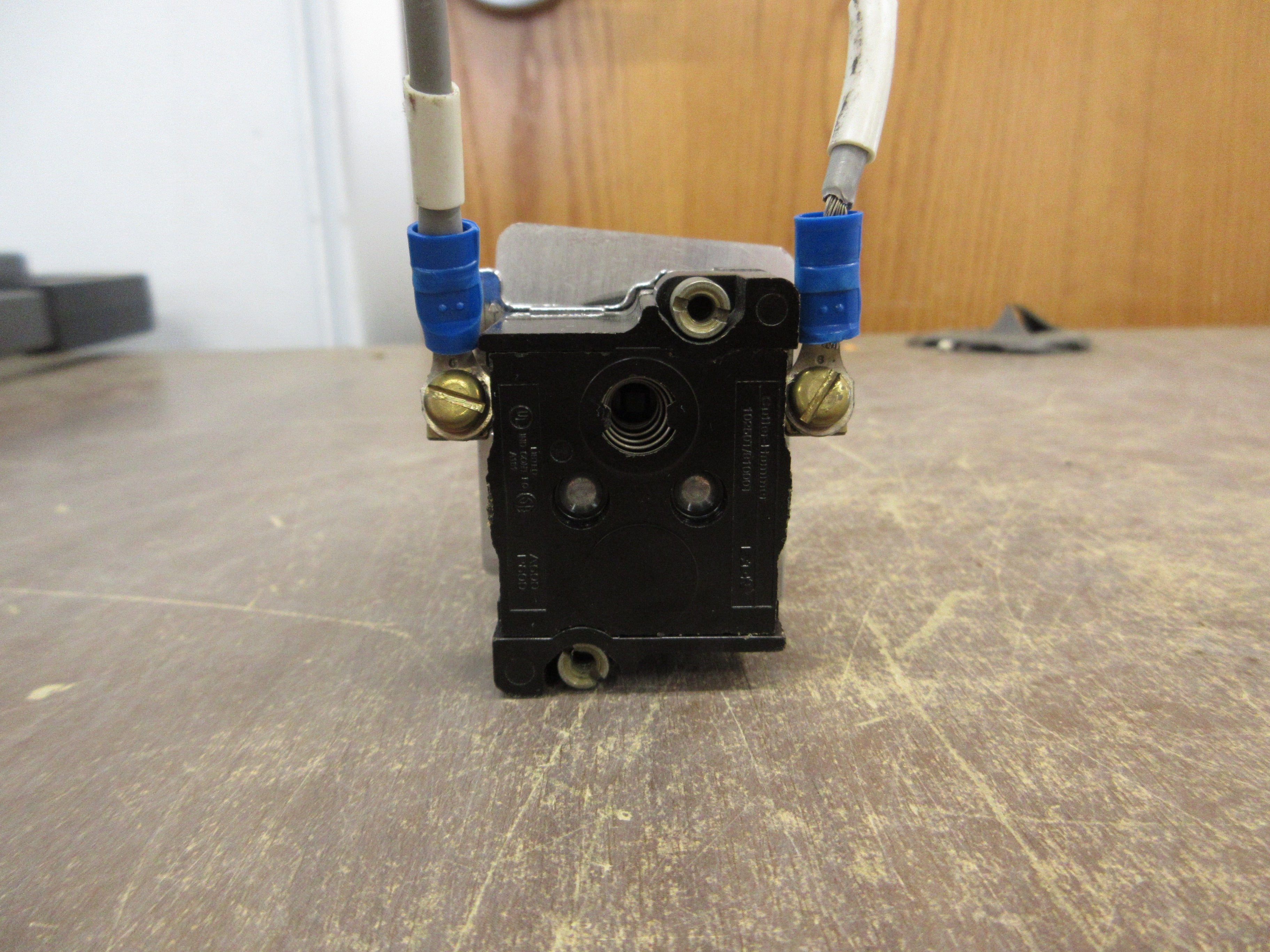 Cutler-Hammer Push Button 10250T/91000T Red "Trip" w/ Guard Used